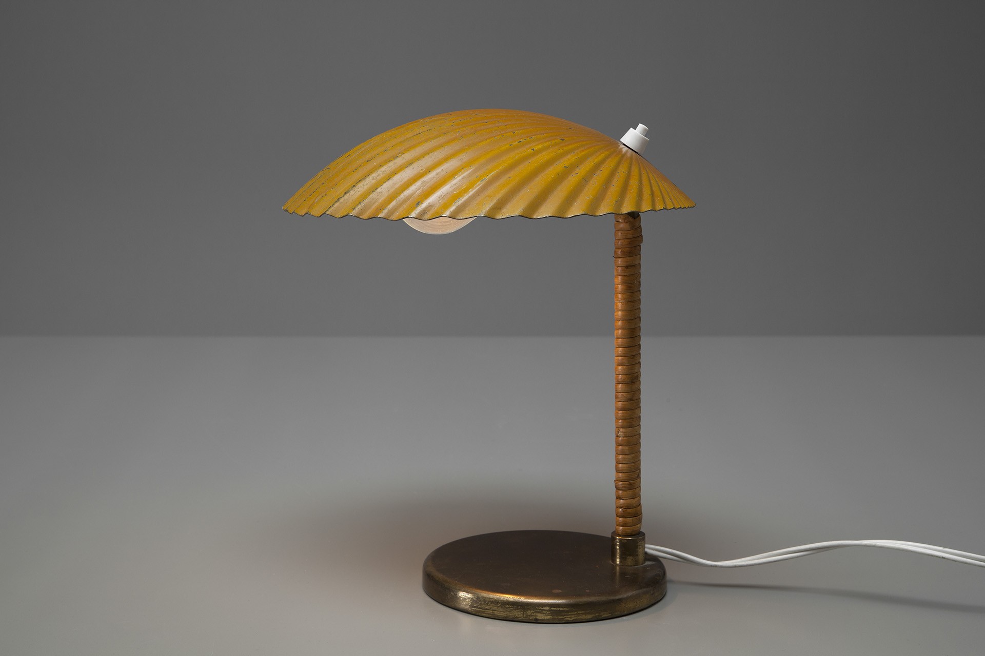 Table Lamp image 2