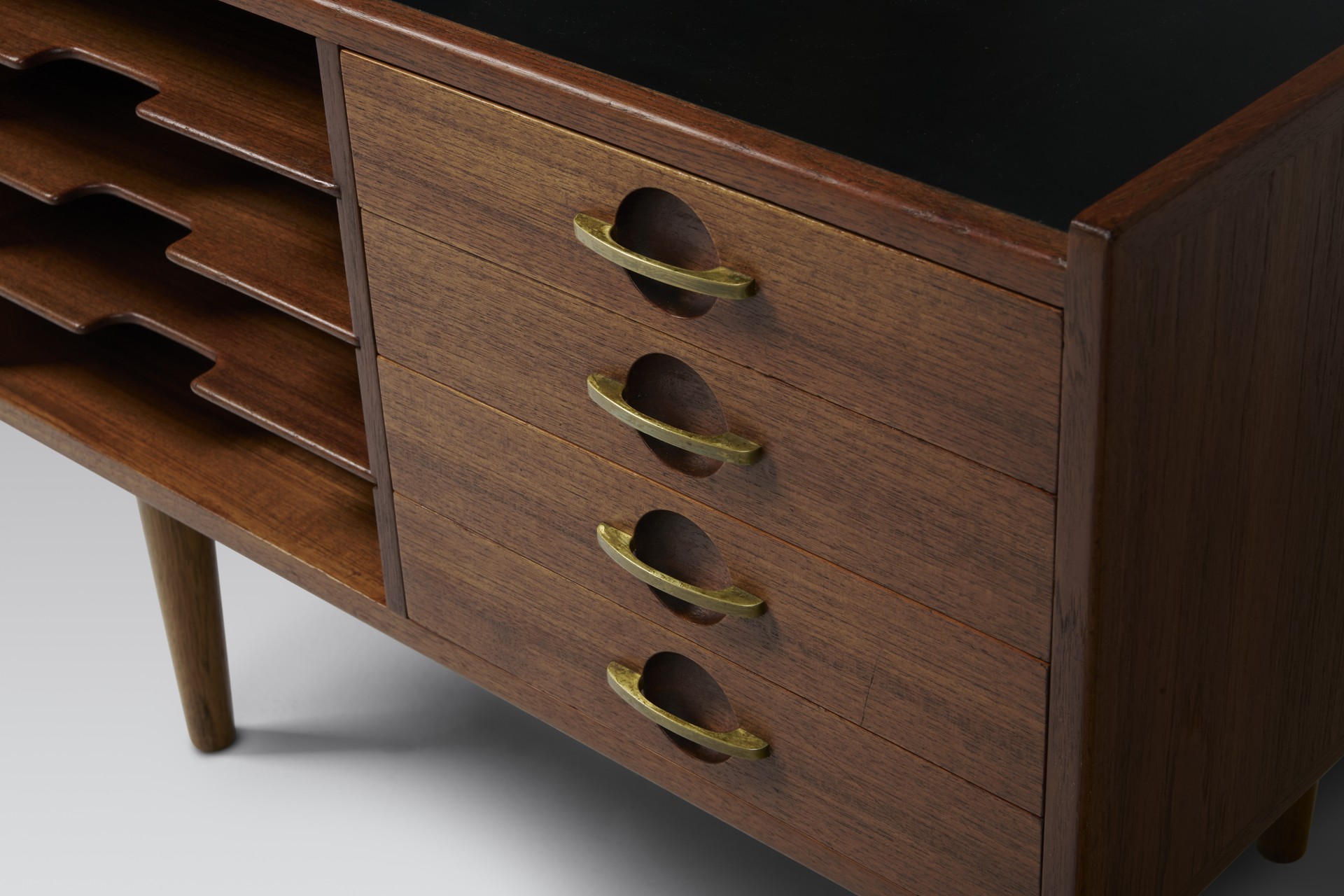 Side Table image 4