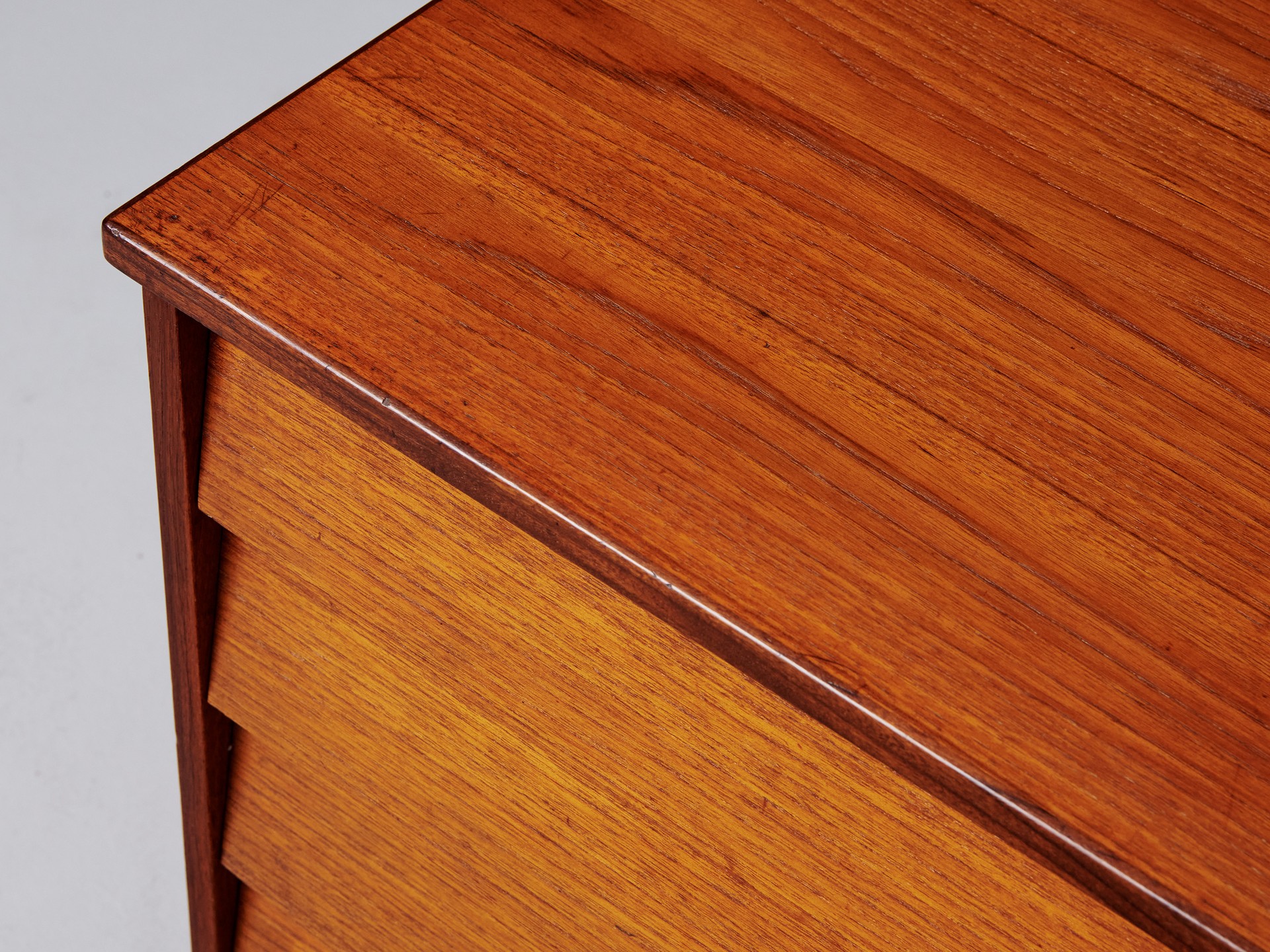Pair of Bedside Tables image 6