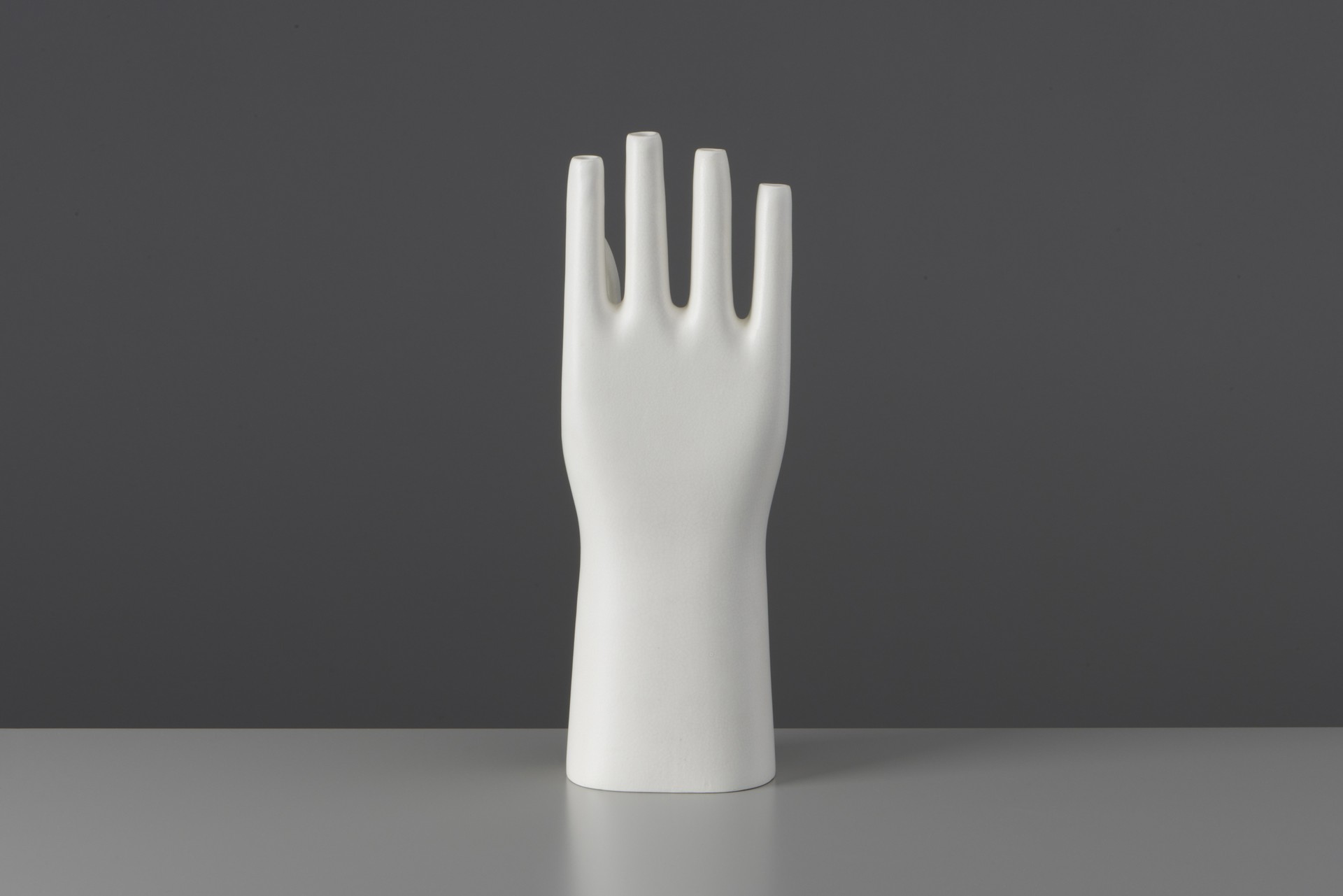 Vase image 4