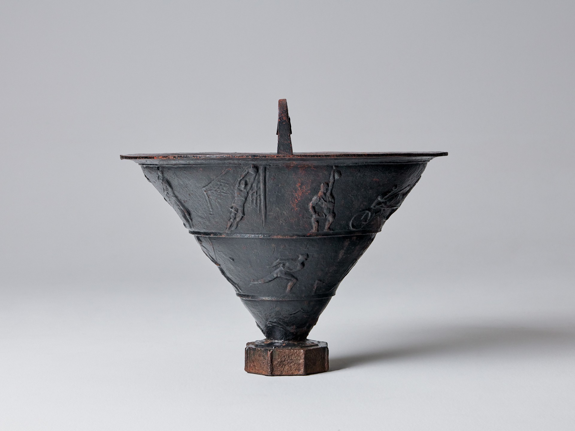 'Sport' Urn image 2