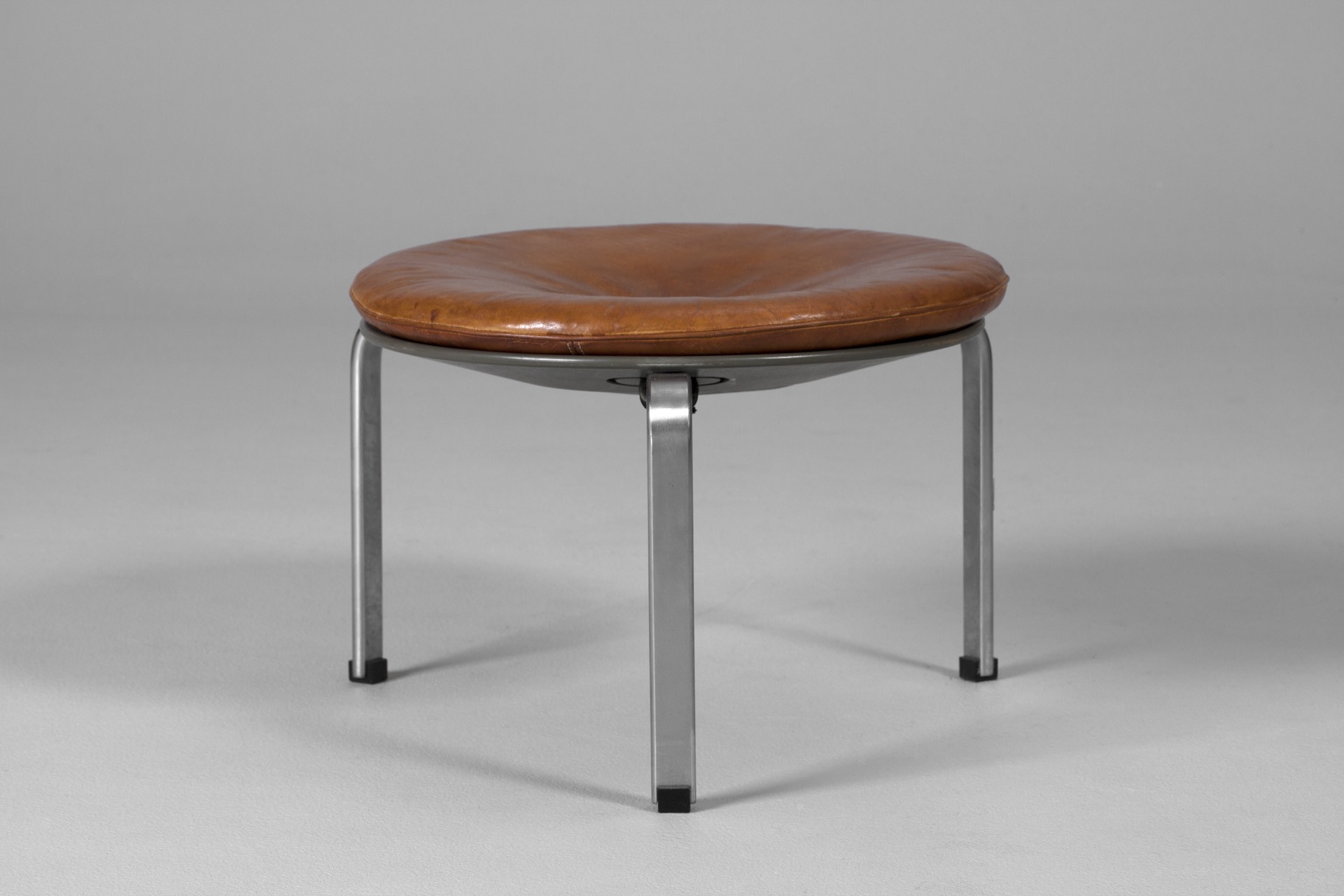 PK-33 Stool image 2