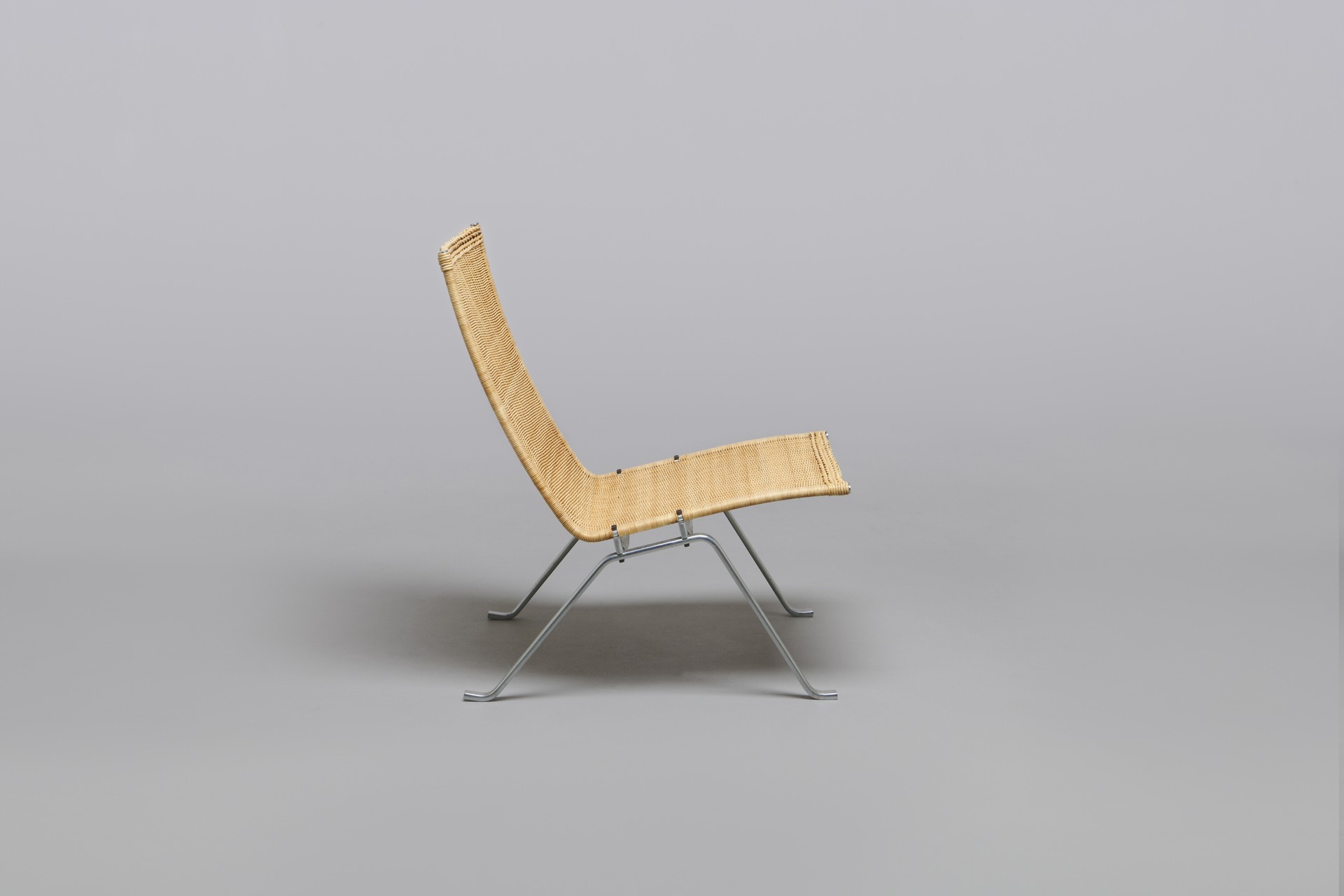 Pair of Lounge Chairs, Model no. PK 22 image 5