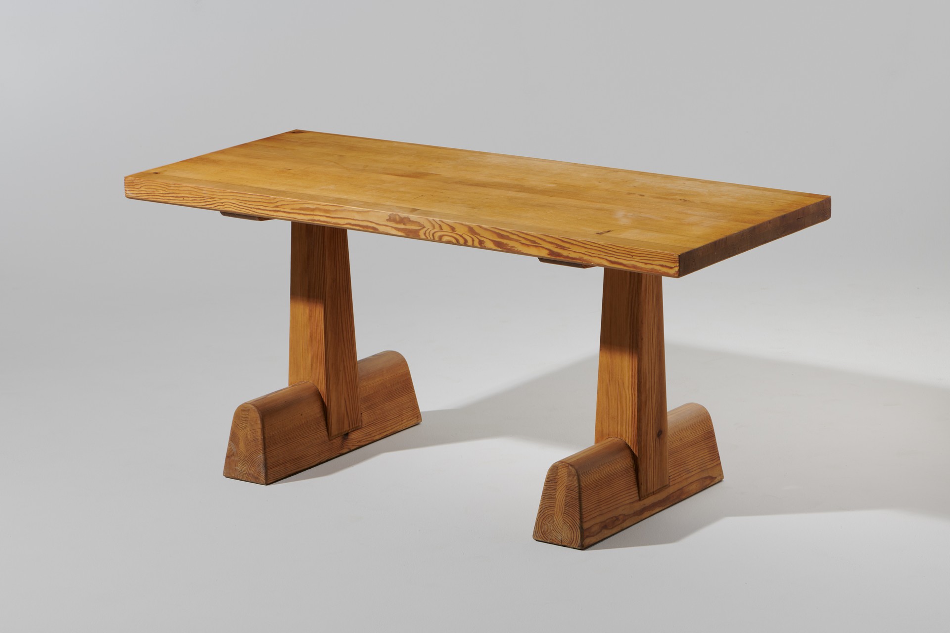 'Utö' Table