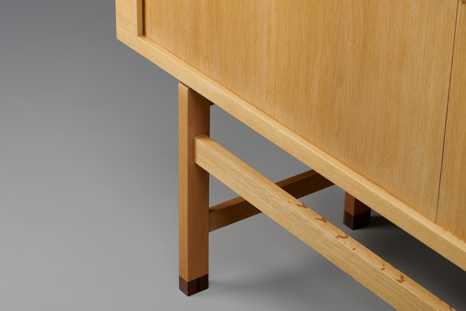 Sideboard, Model no. RY 34 image 6