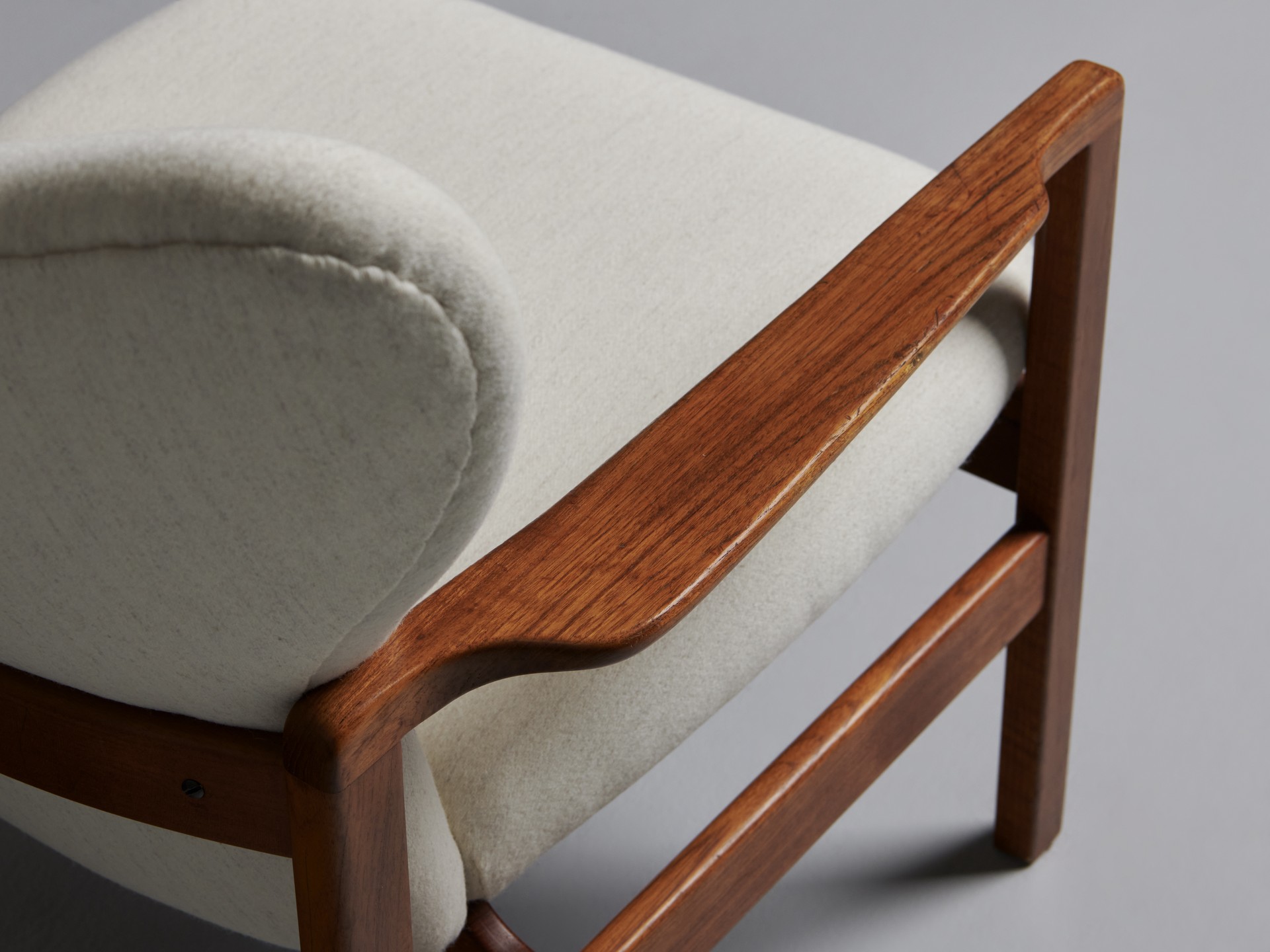 Easy Chair image 5