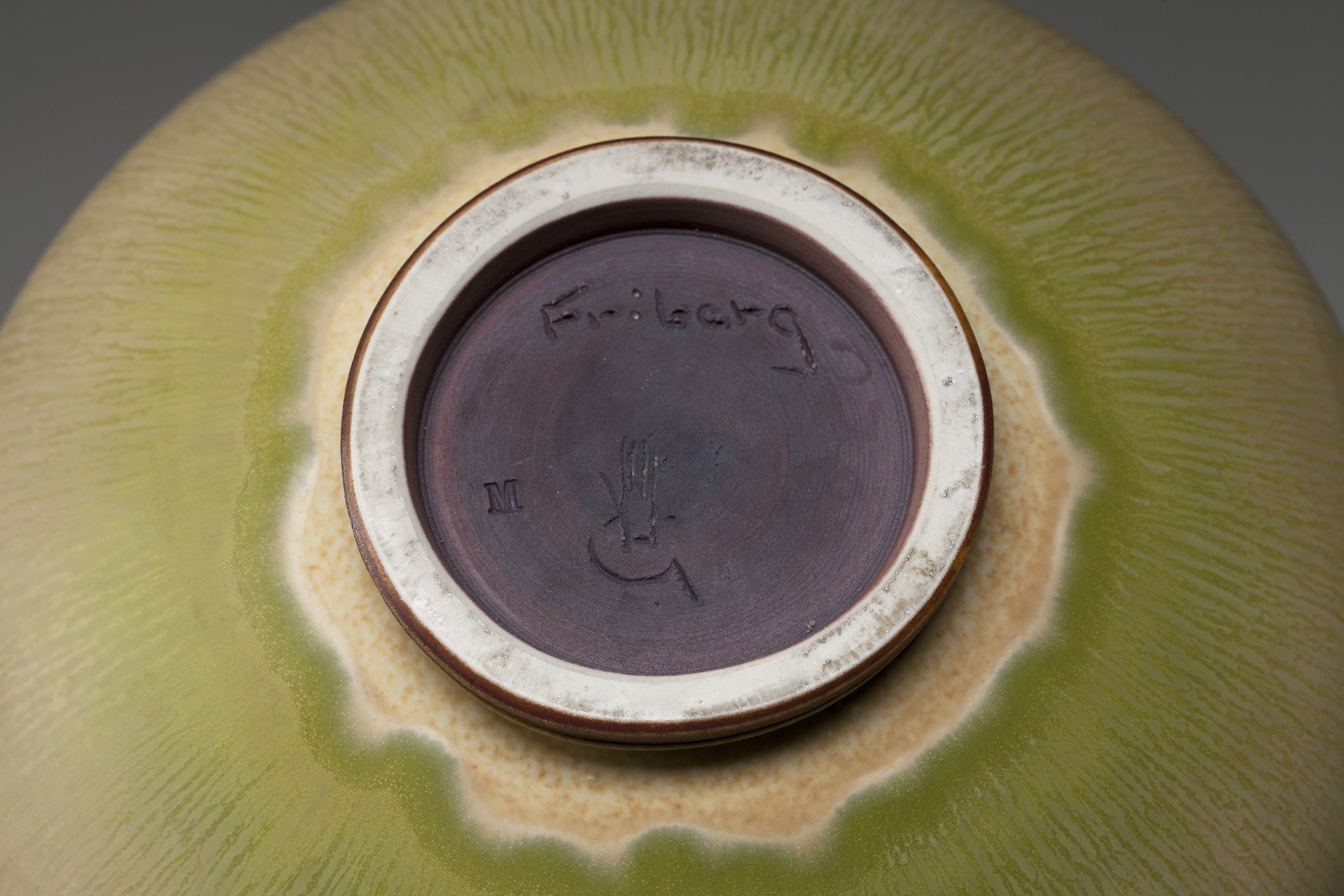 Vase image 4