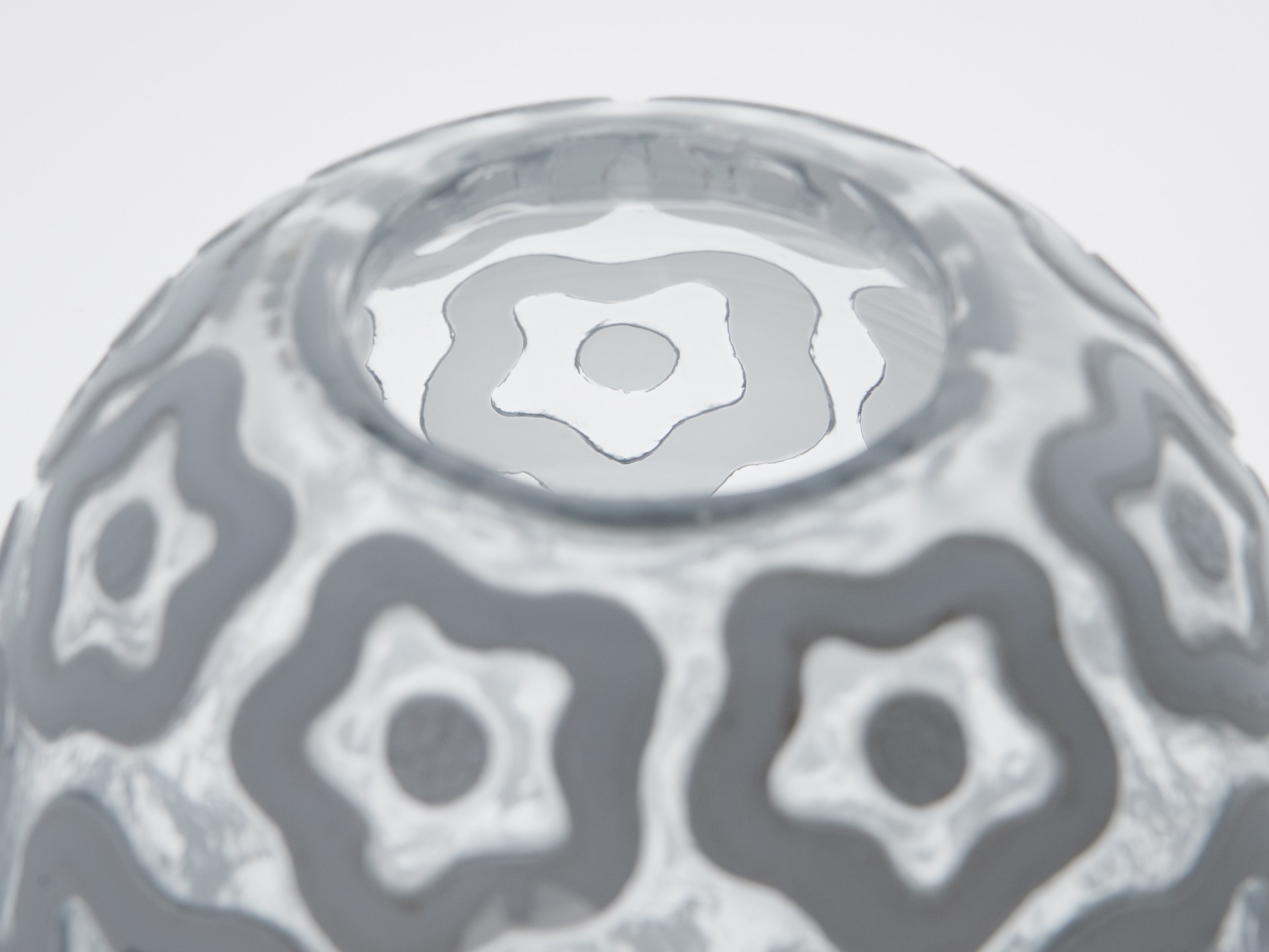 Vase image 4