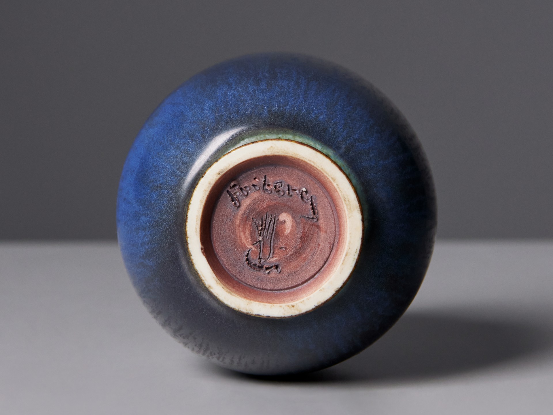 Vase image 4