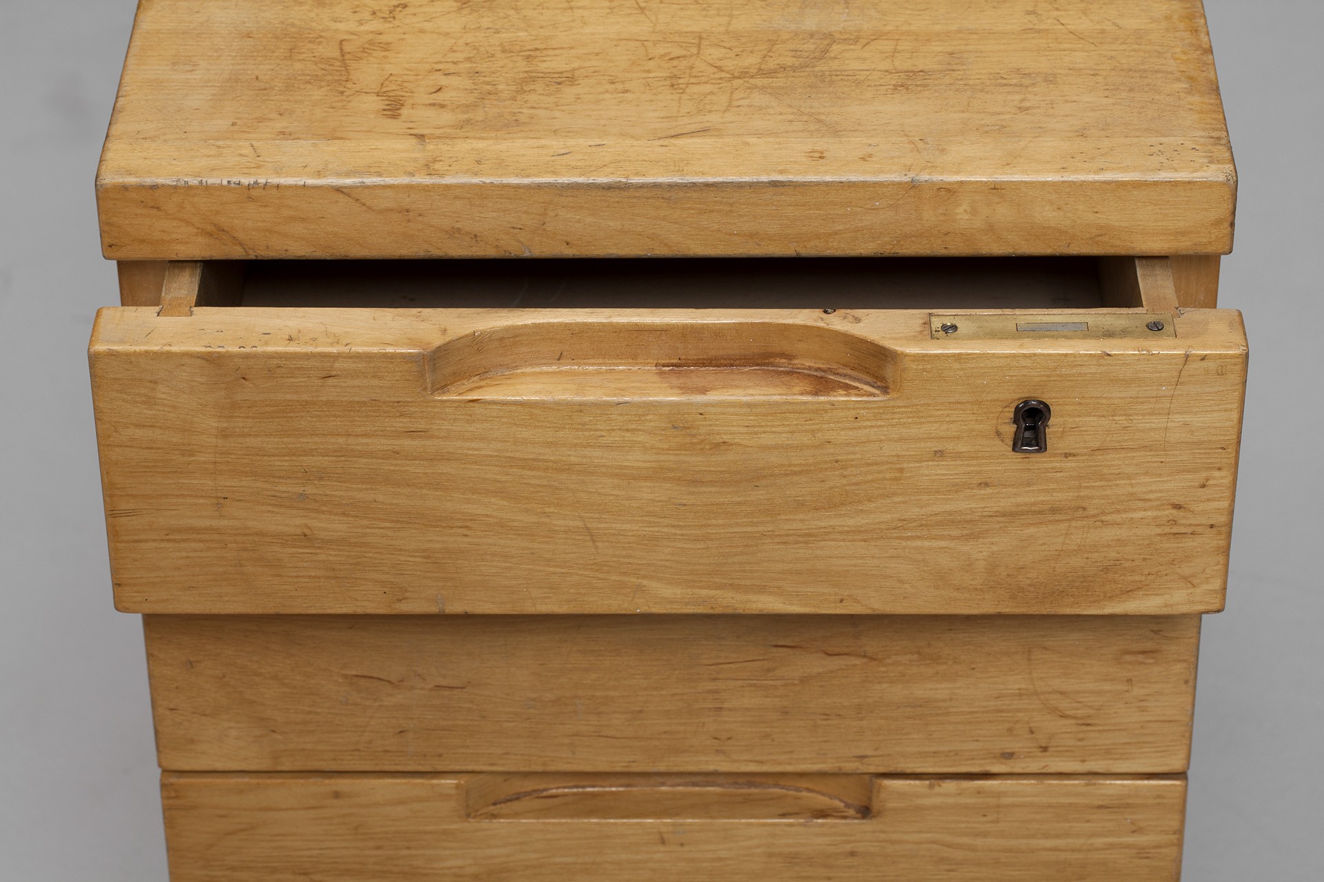 Drawer image 4