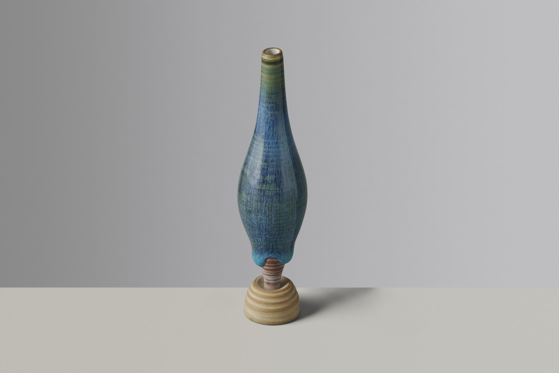 Miniature 'Spirea Farsta' Vase image 2
