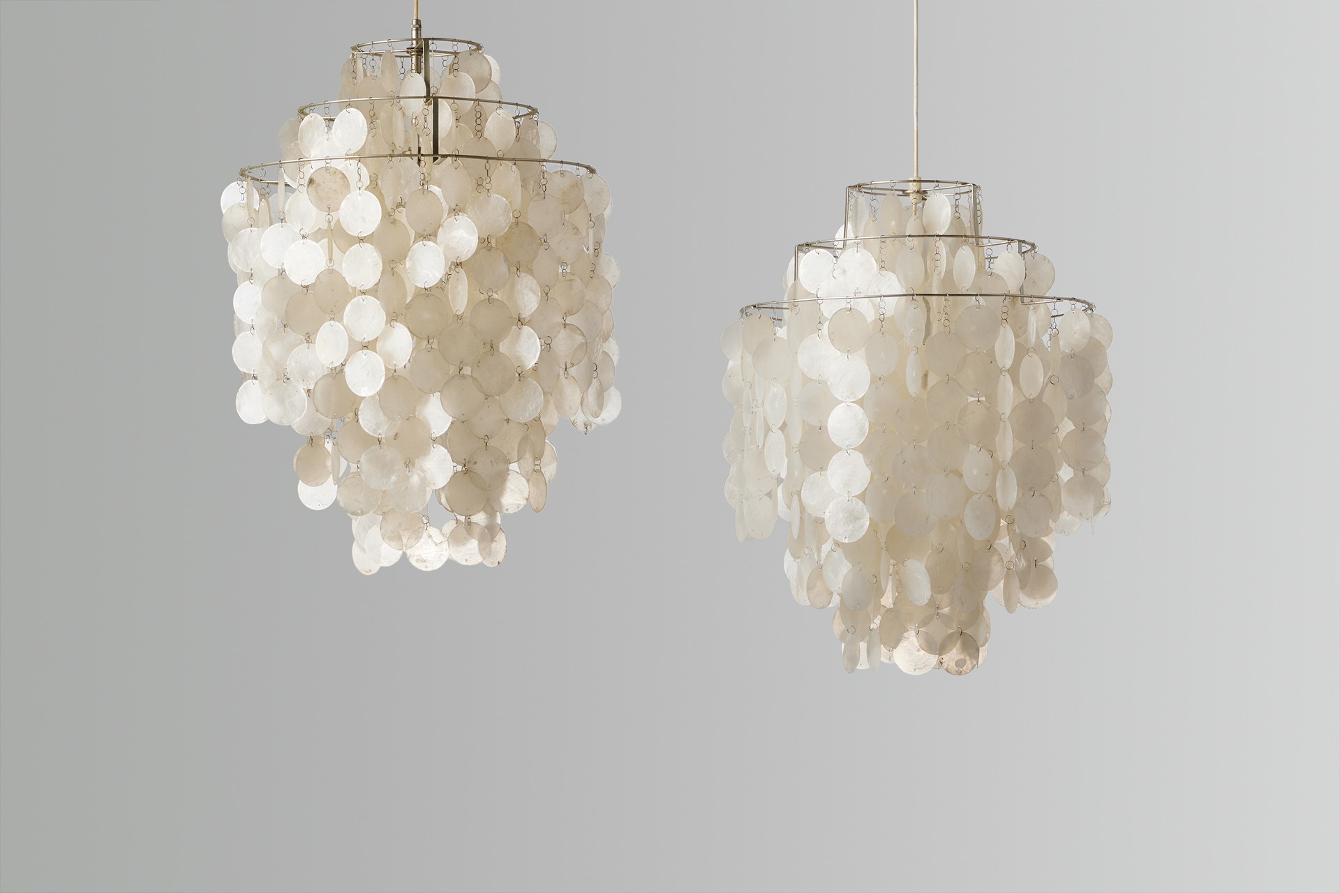 Pair of Shell Lamps image 2