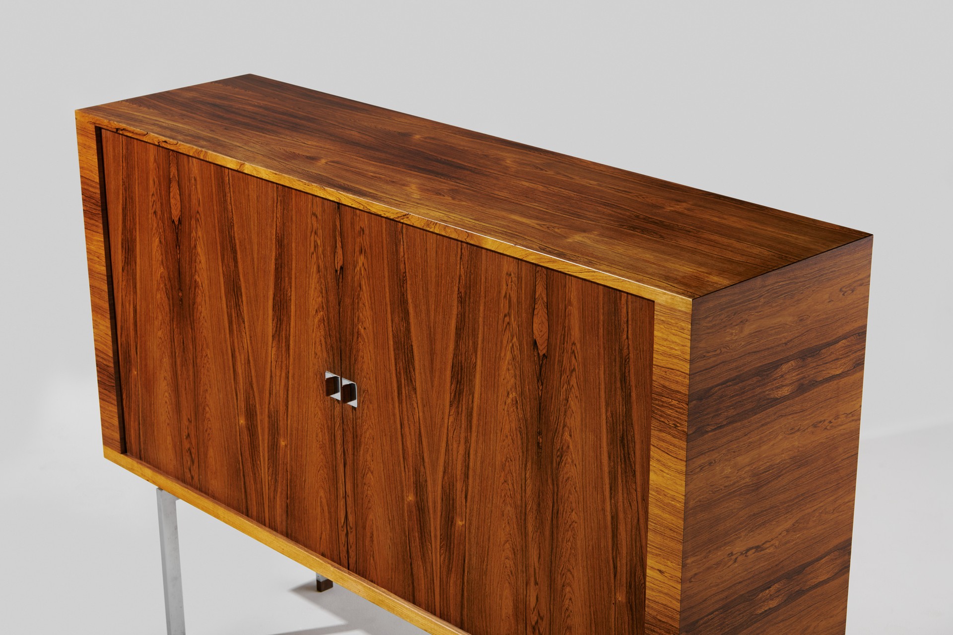 'President' Cabinet image 3