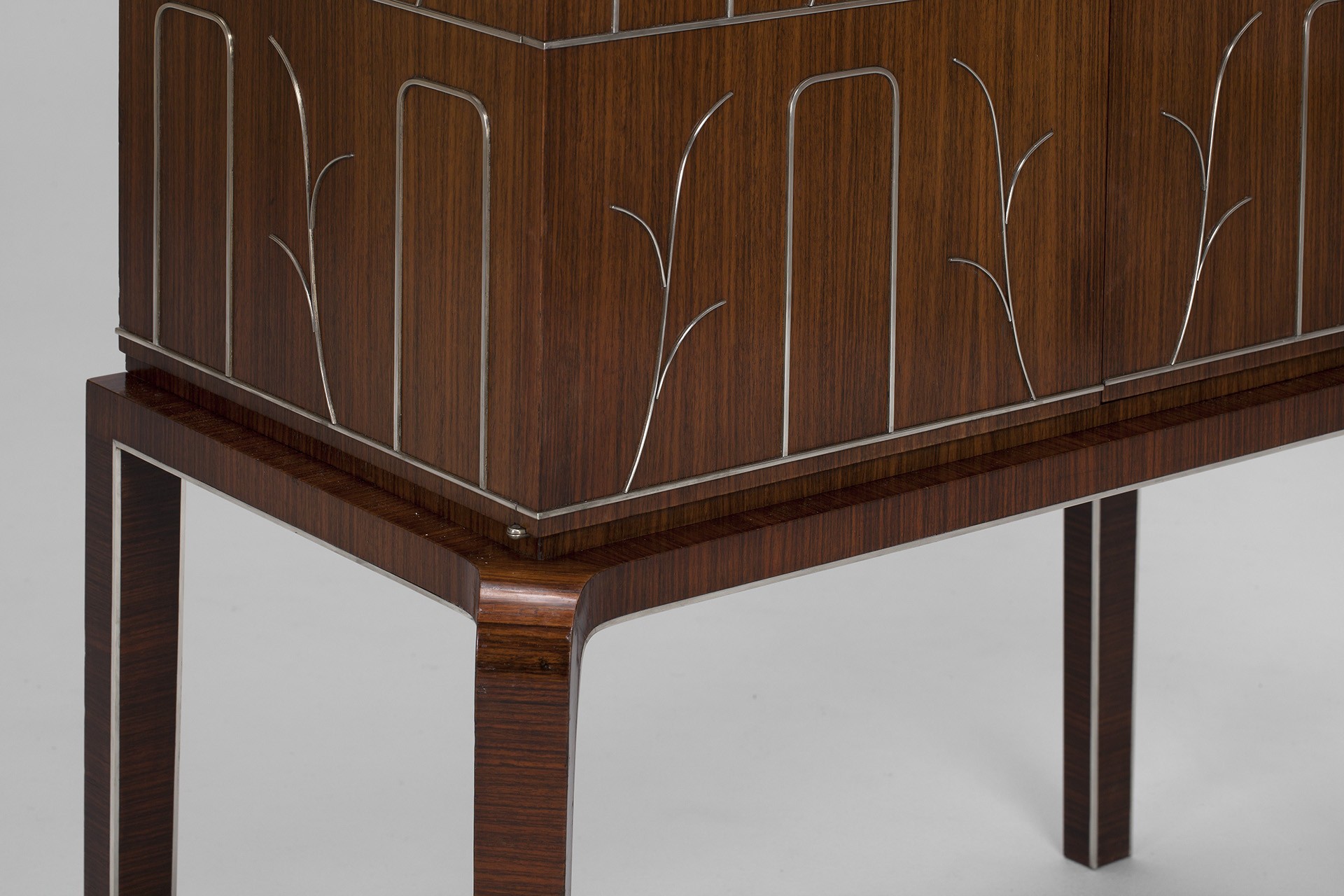 Bar Cabinet image 5