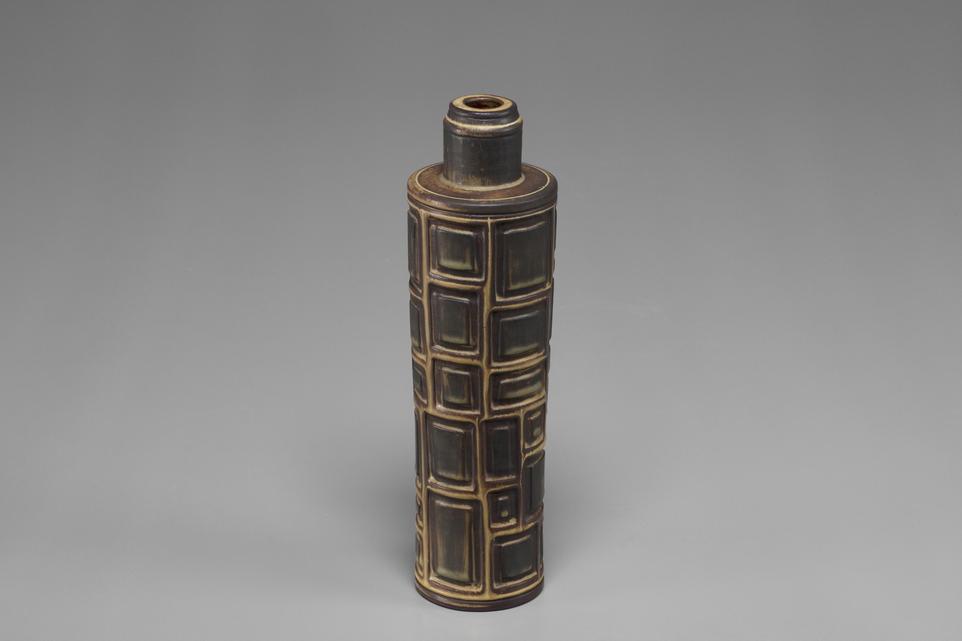 Vase image 2