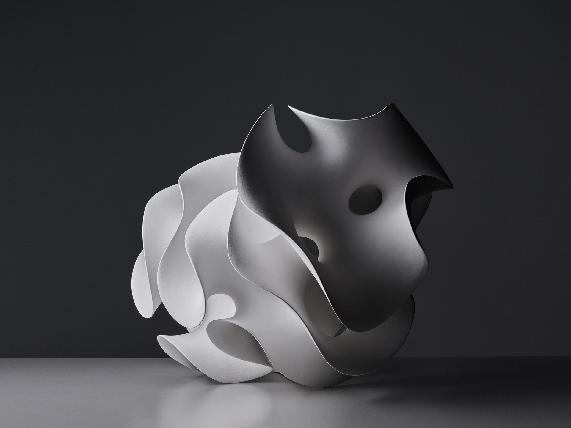 'Extension Loop 1079' Sculpture image 2