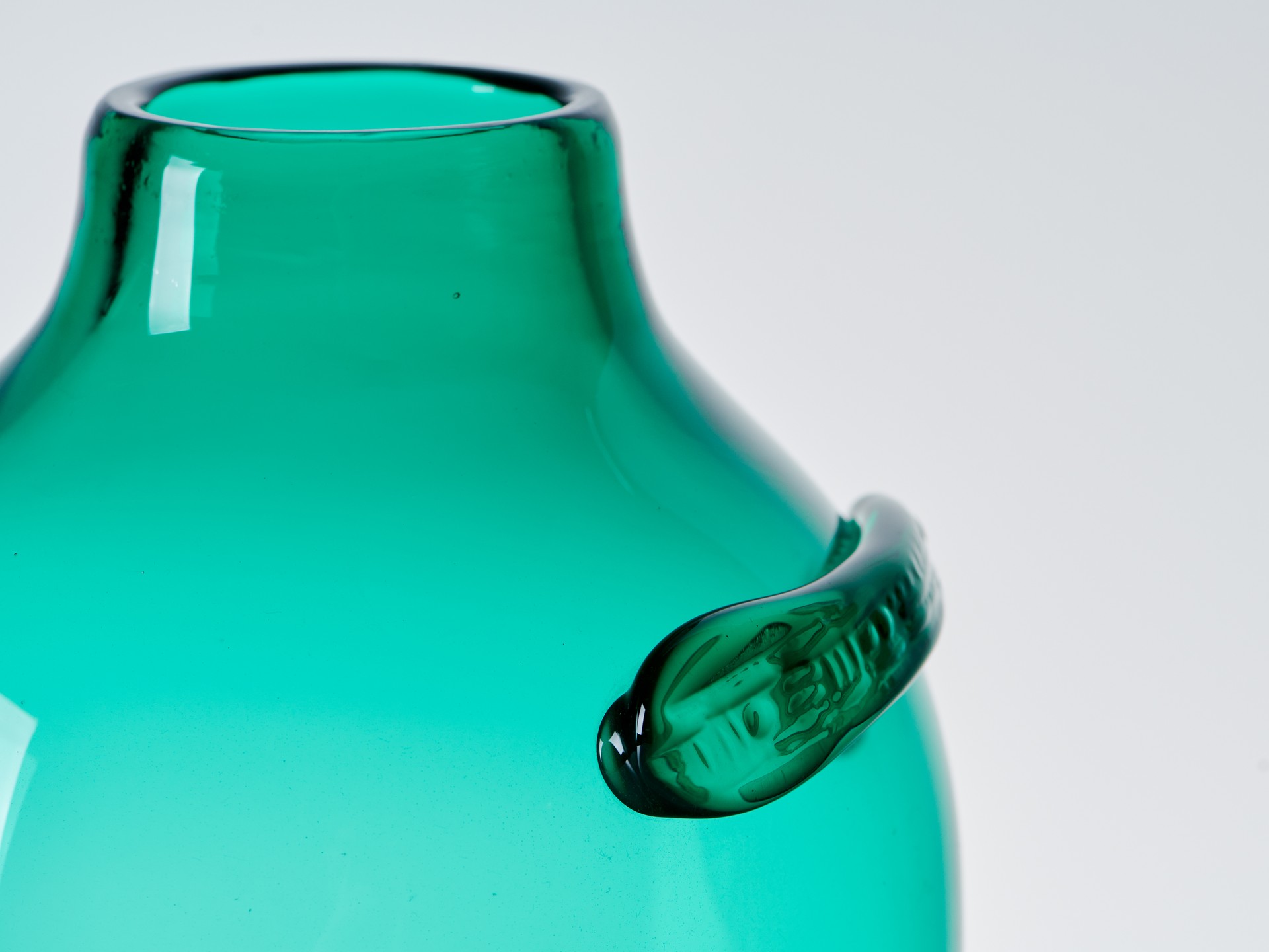 Vase image 5