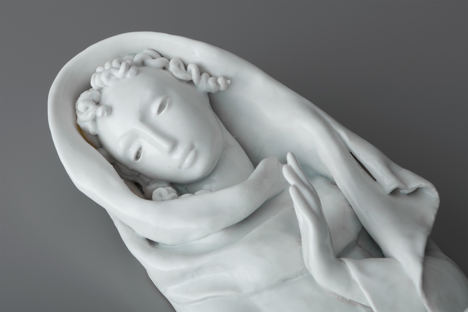 Madonna and Child Sculpture image 4