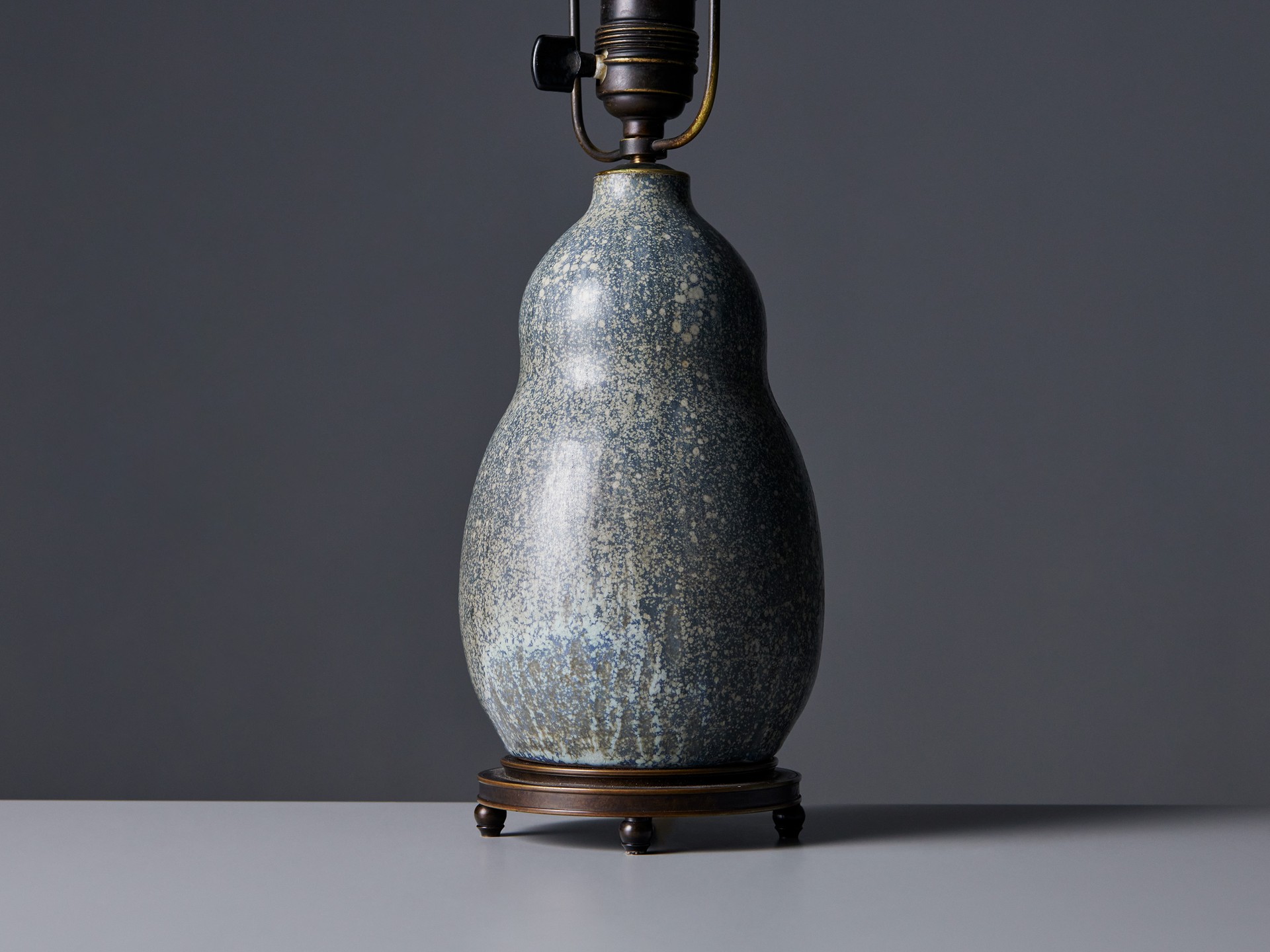 Table Lamp image 3