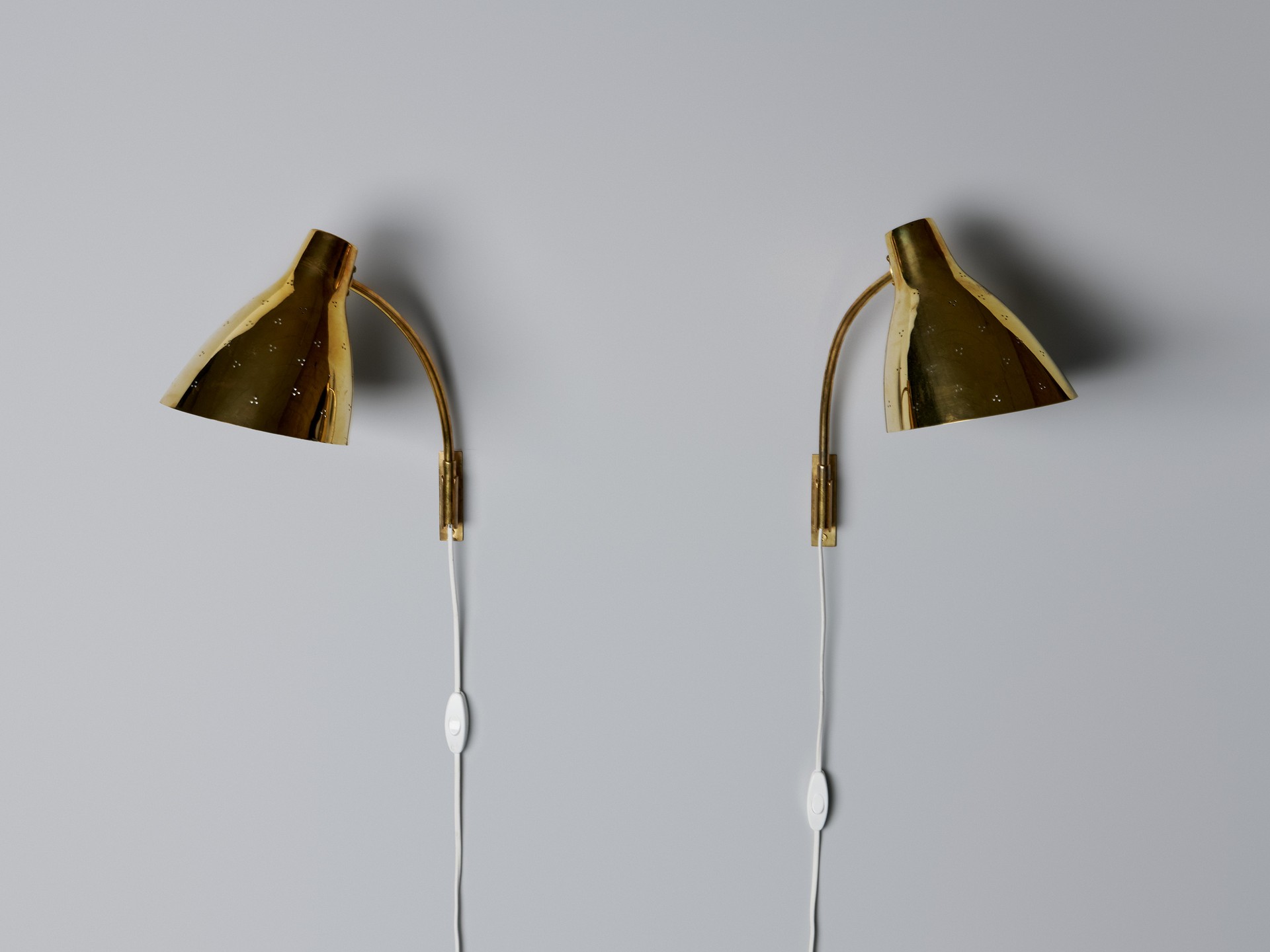 Pair of Wall Lamps image 4