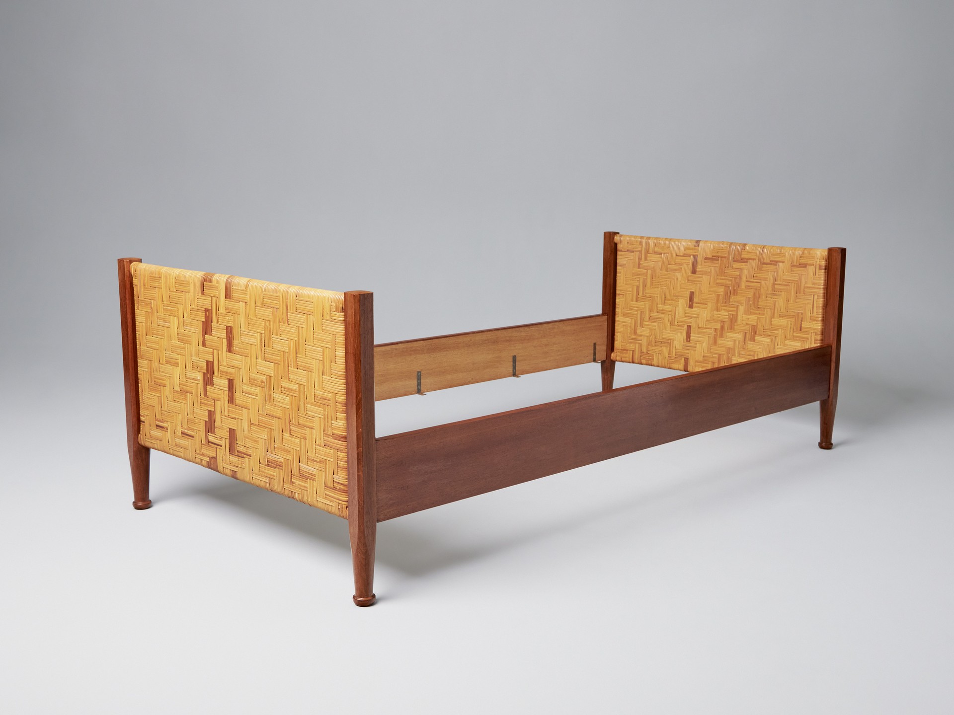 Bed image 2