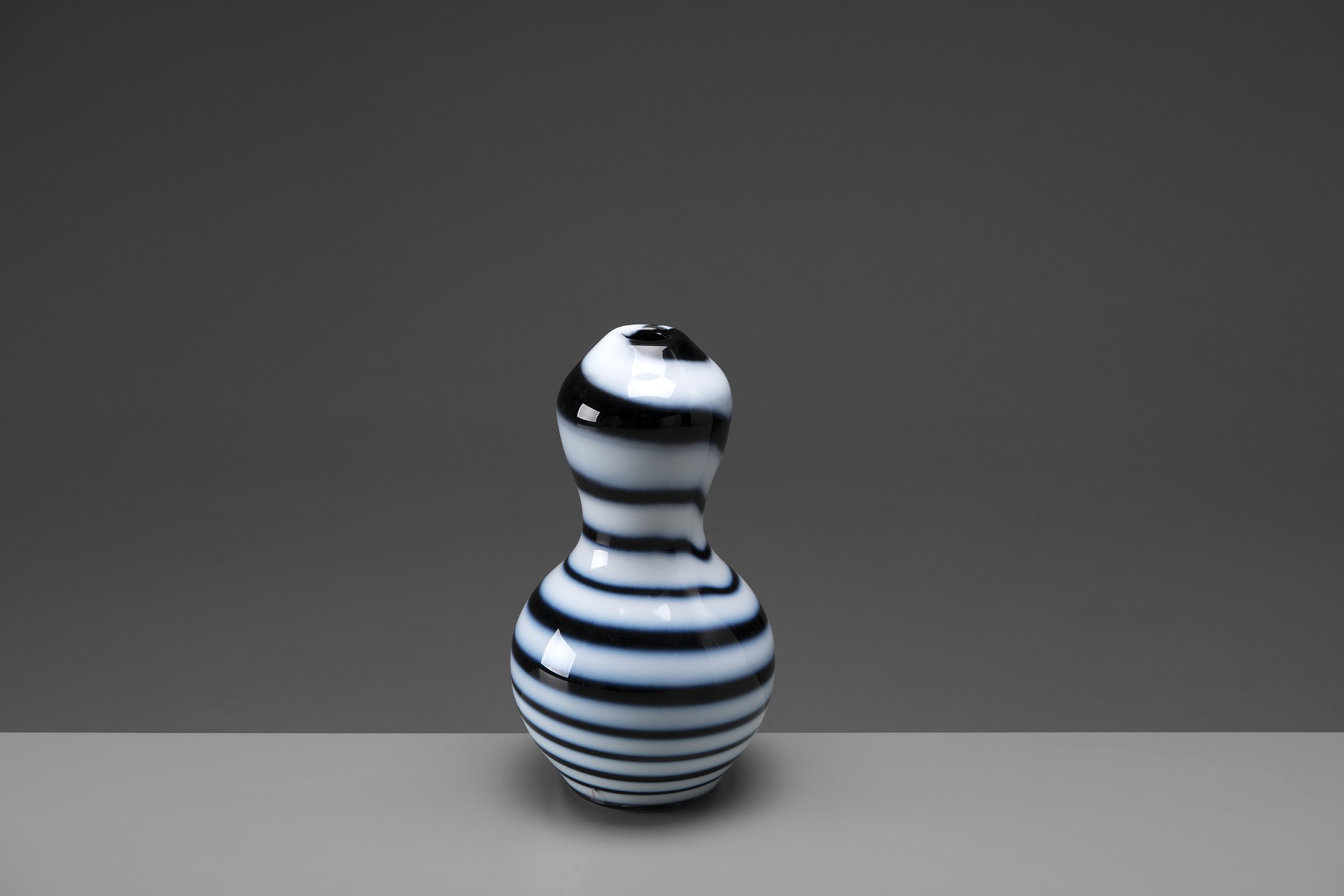 Vase image 2