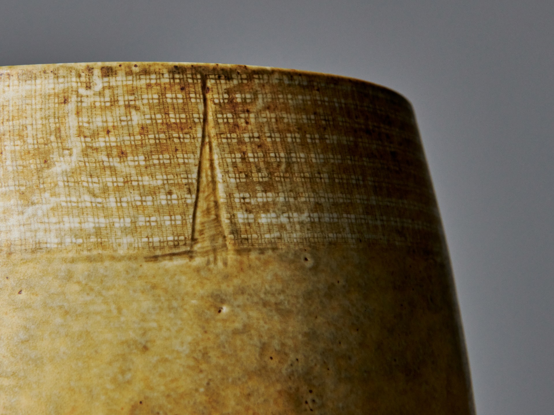 Vase image 4
