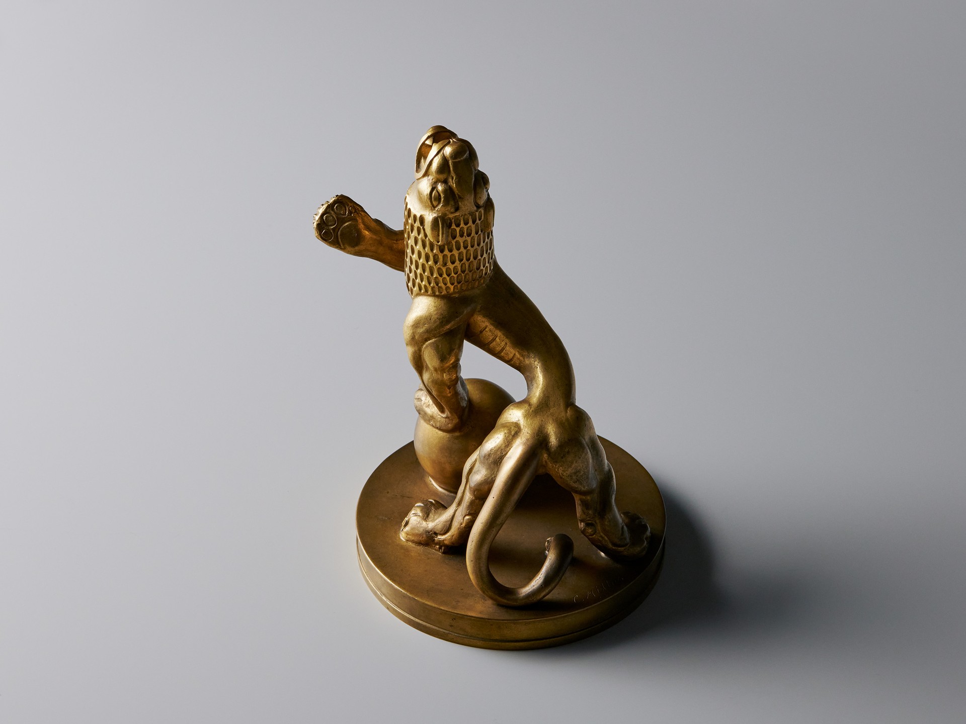 Rare Lion Sculpture image 7