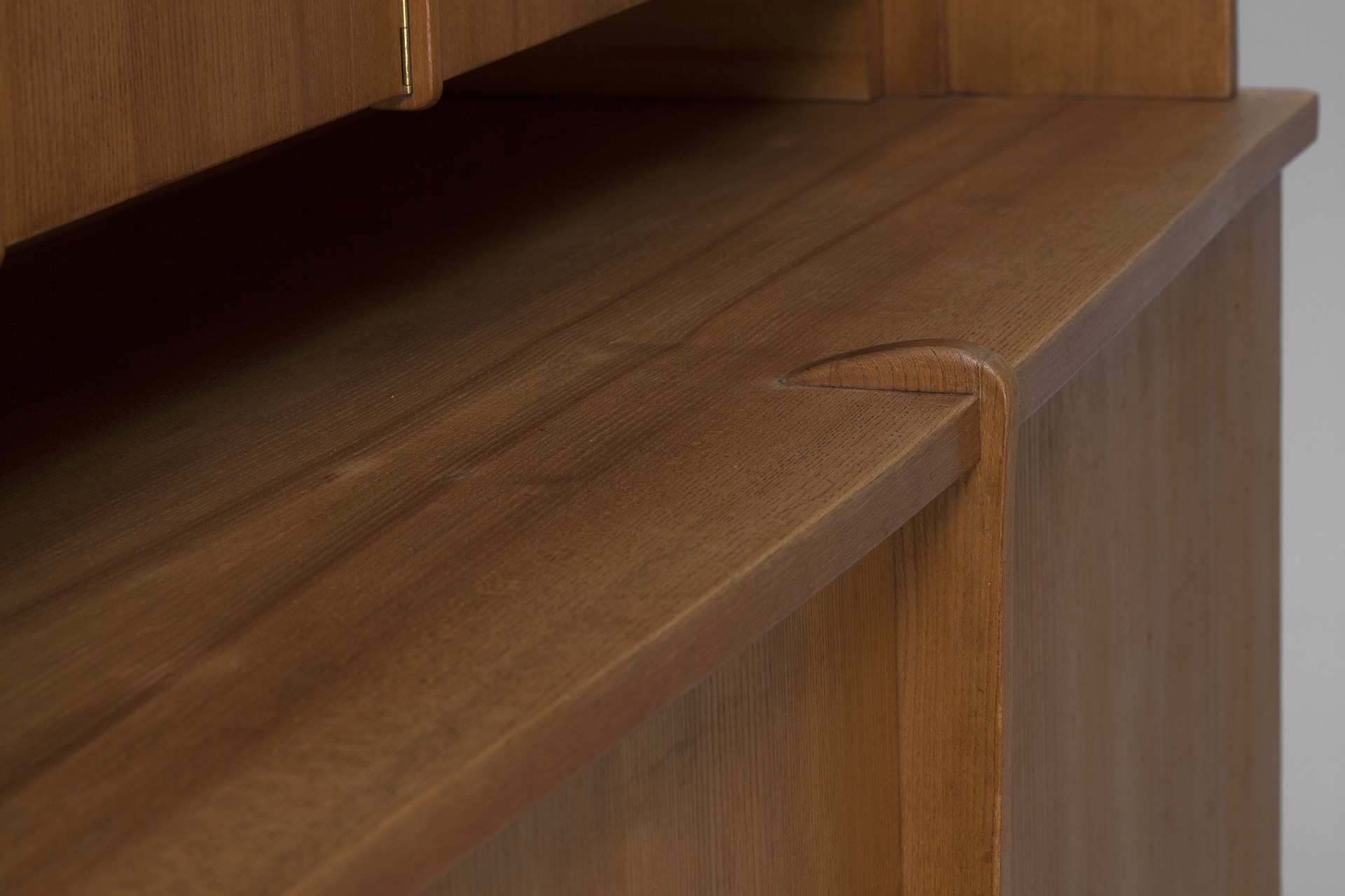 Cabinet image 7
