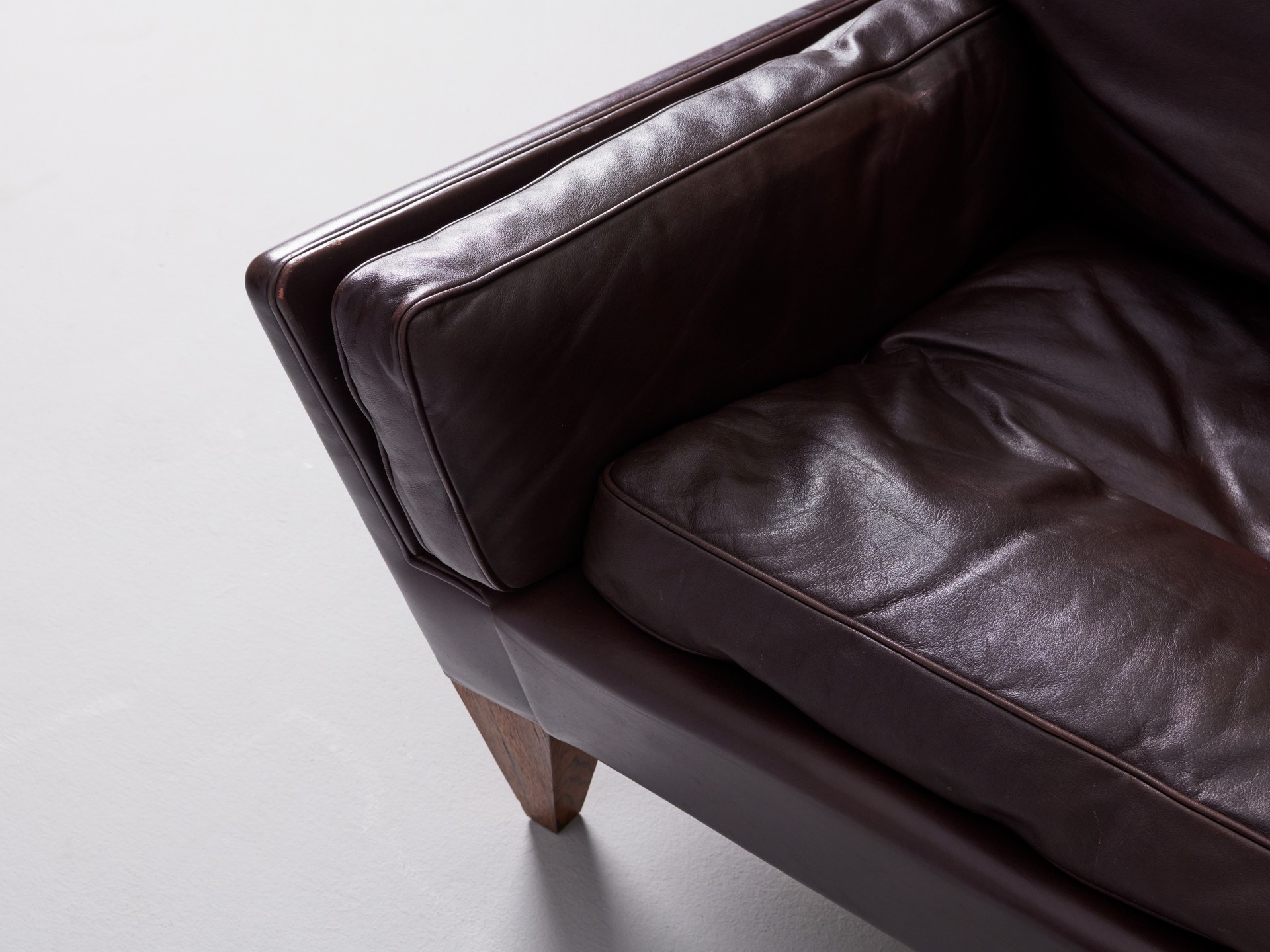 Lounge Chair and Ottoman image 7