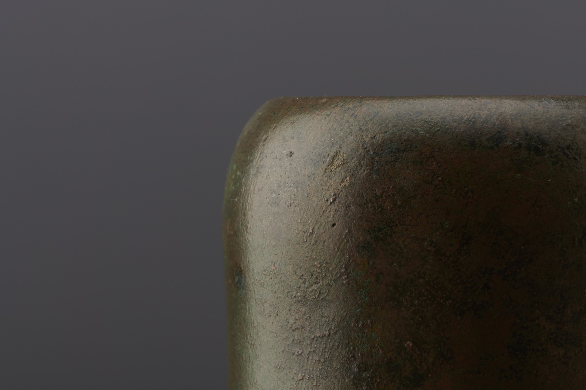 Vase image 4