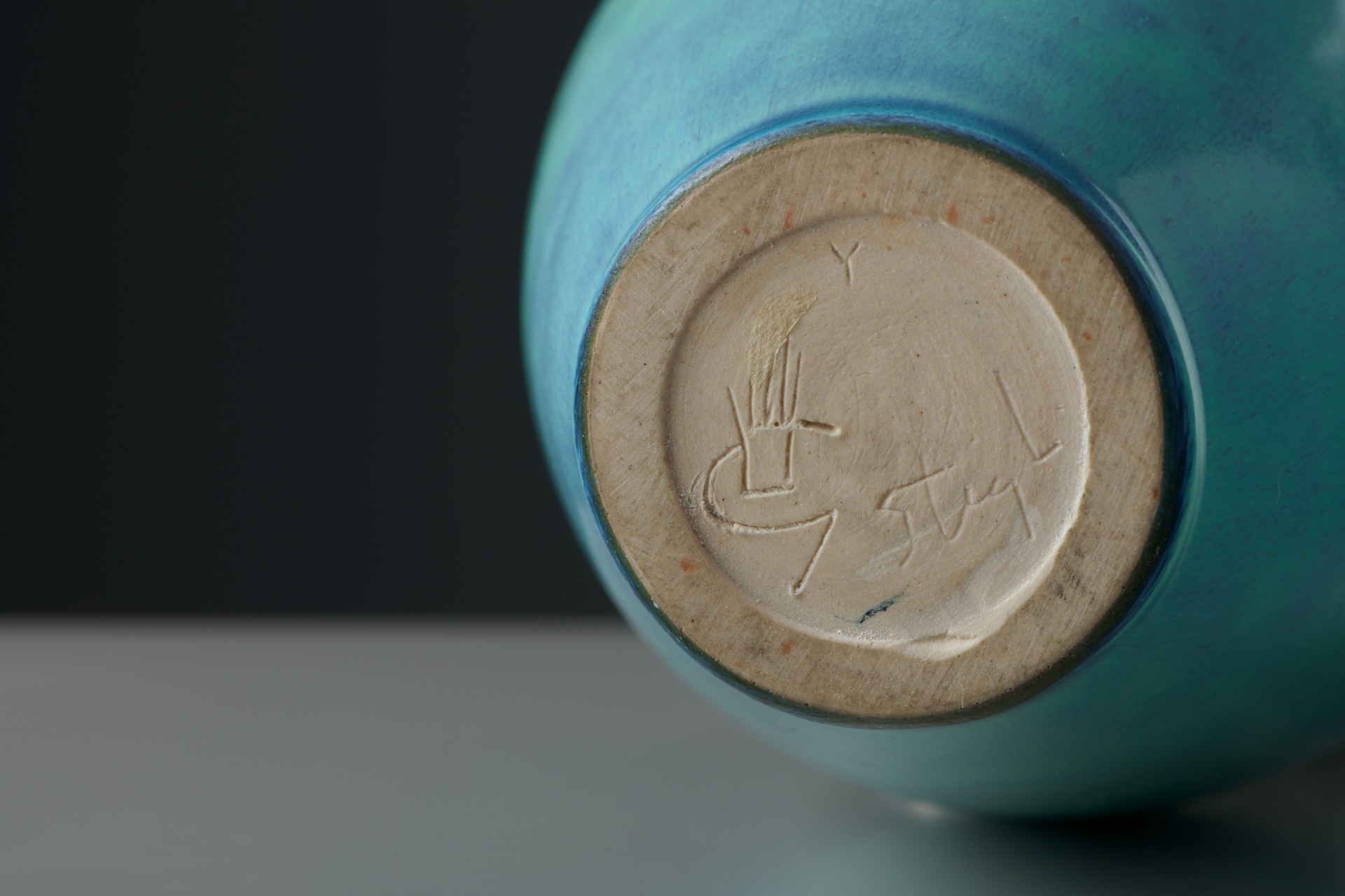 Vase image 4