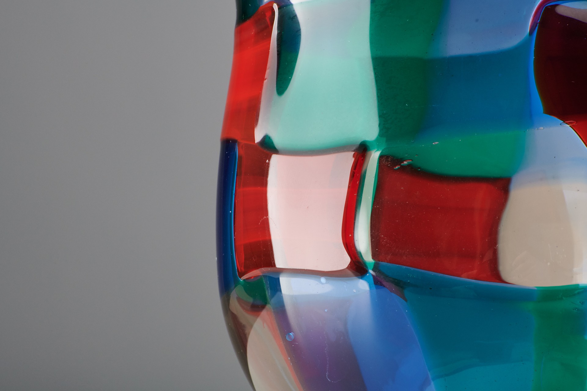“Pezzato” Vase, Model no. 4397 image 4