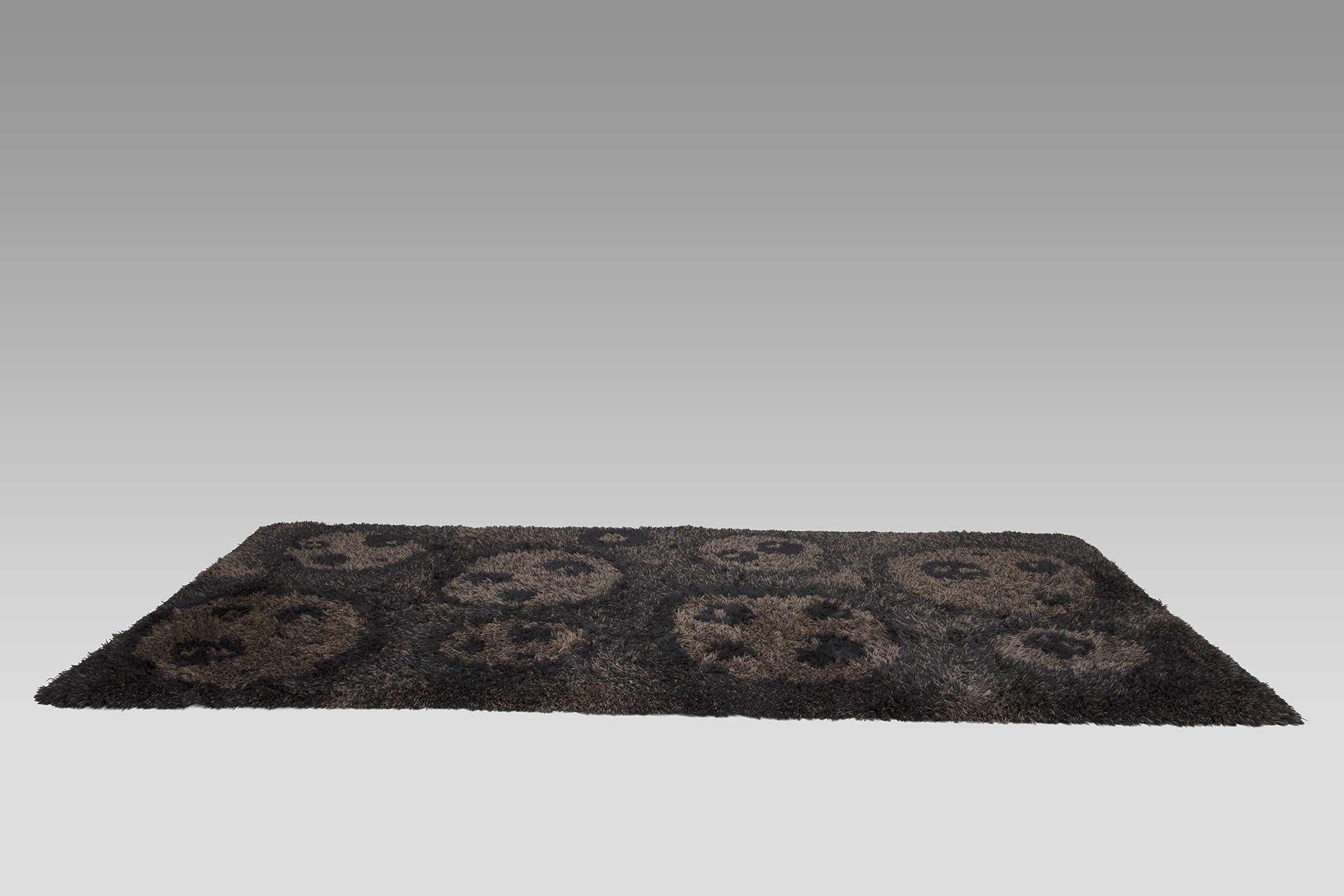 The "Bear Paw" Carpet image 3
