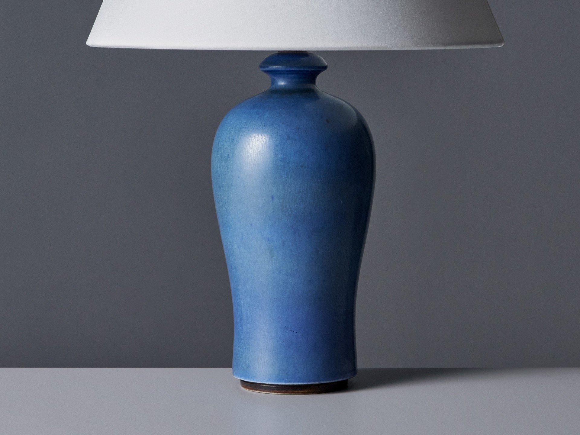 Table Lamp image 3