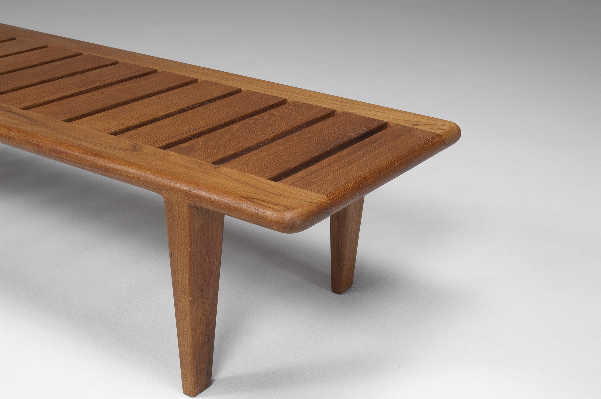 Bench image 2