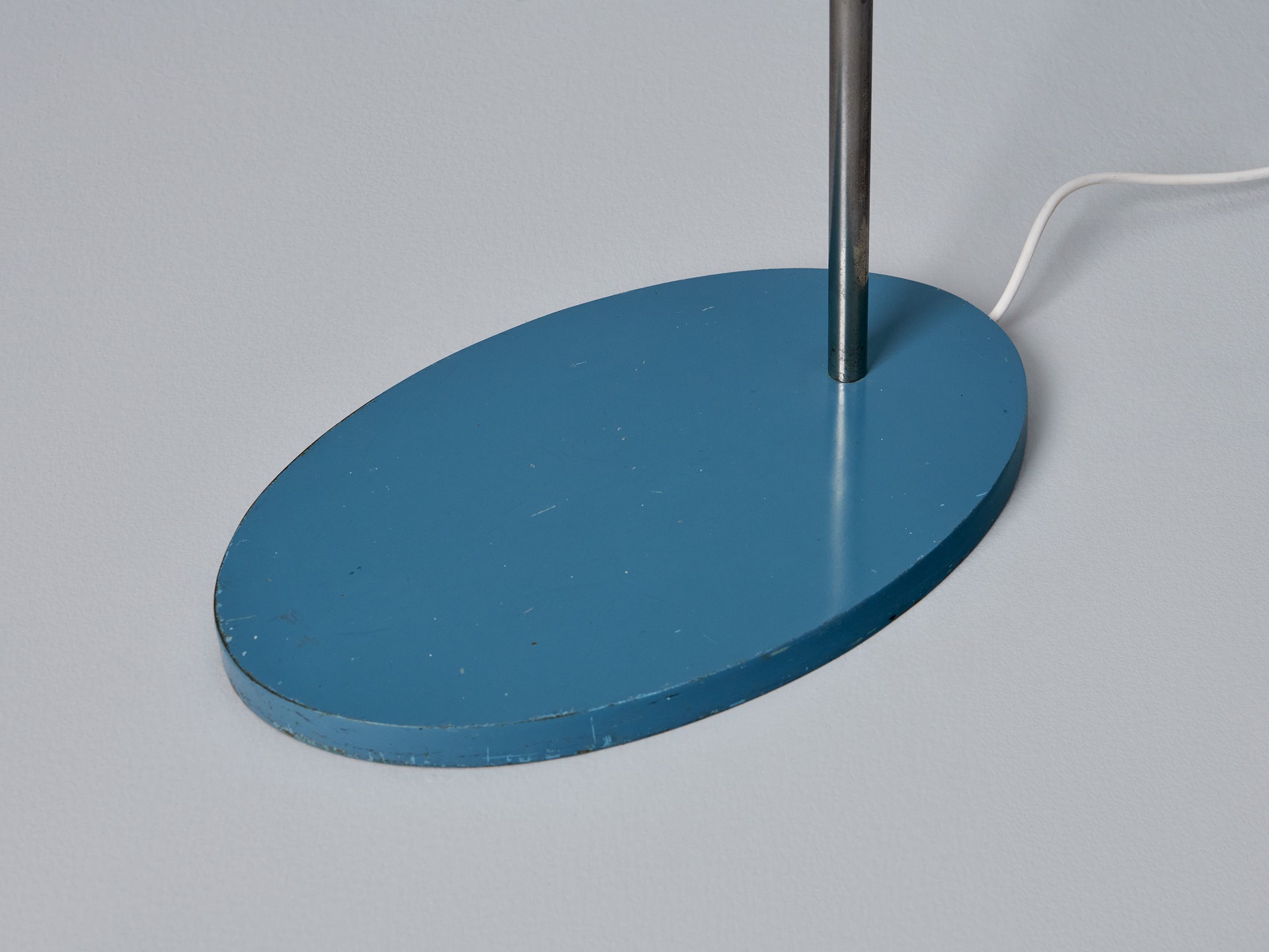 Pair of 'AJ Royal' Floor Lamps image 7
