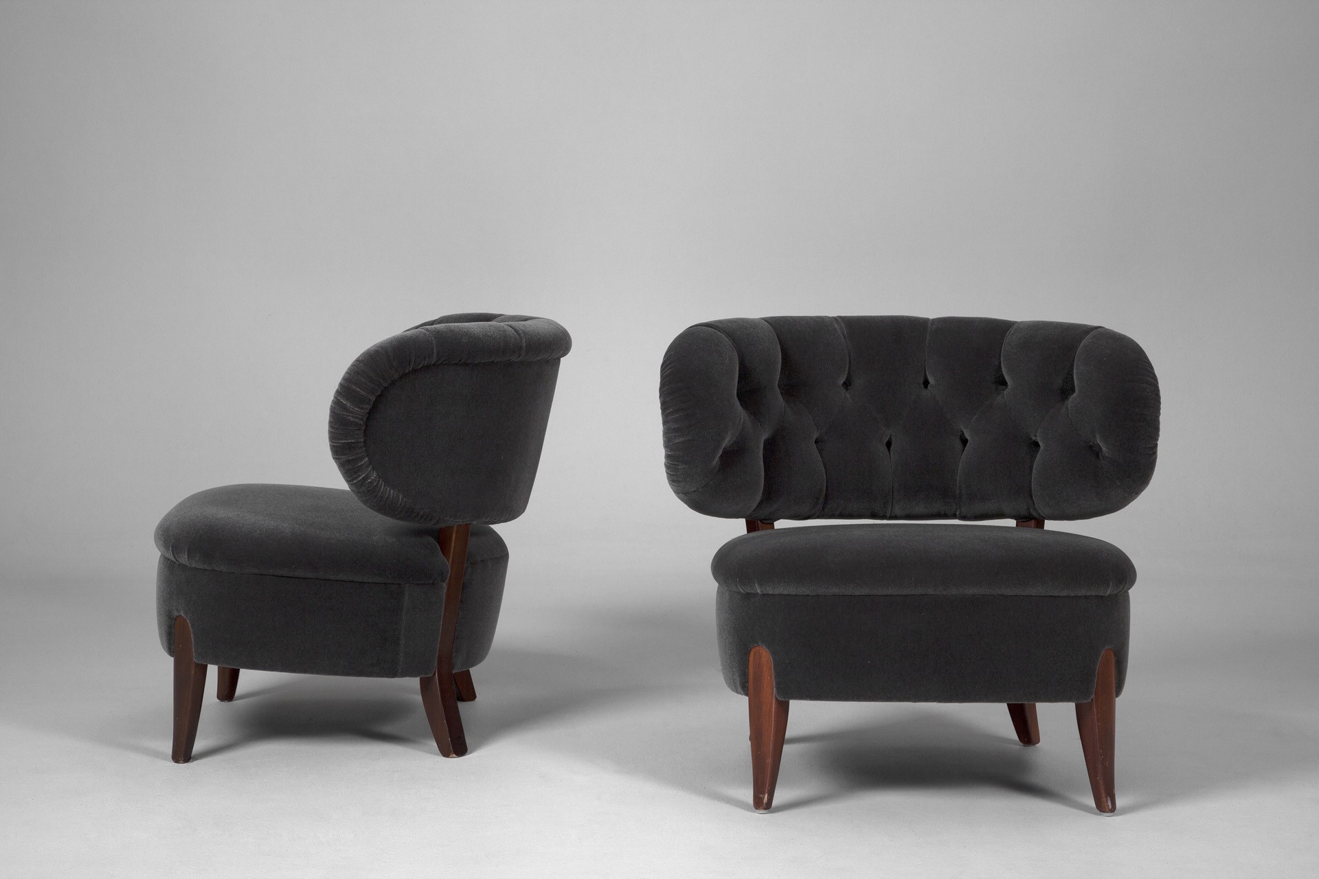 Lounge Chairs image 3