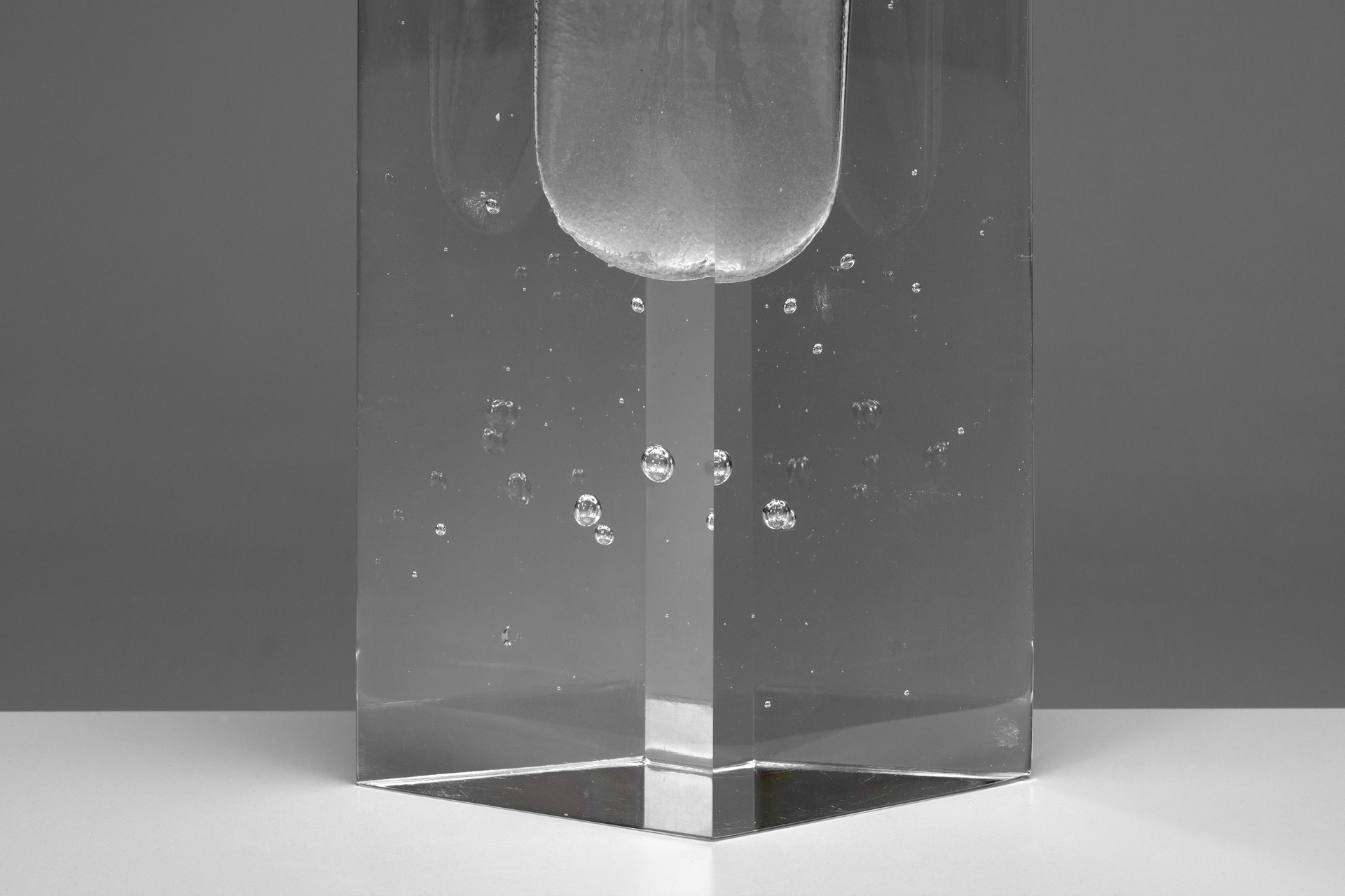 Kohinoor Glass Sculpture image 3