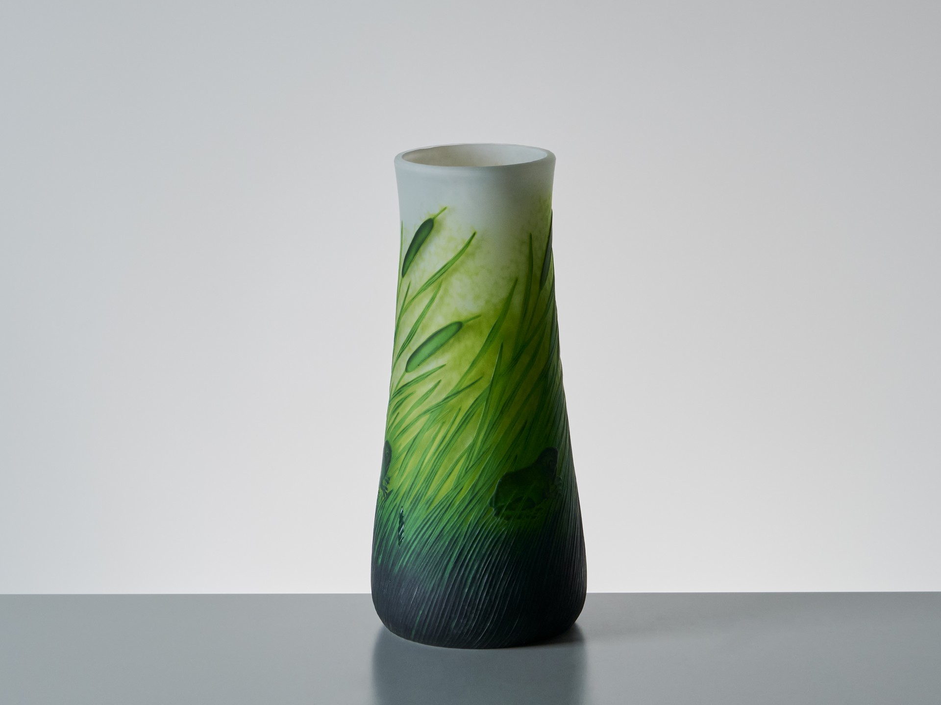Art Nouveau Vase image 3