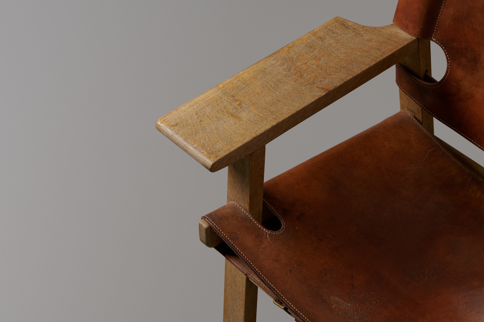 'Spanish' Armchair, Model no. 226 image 6