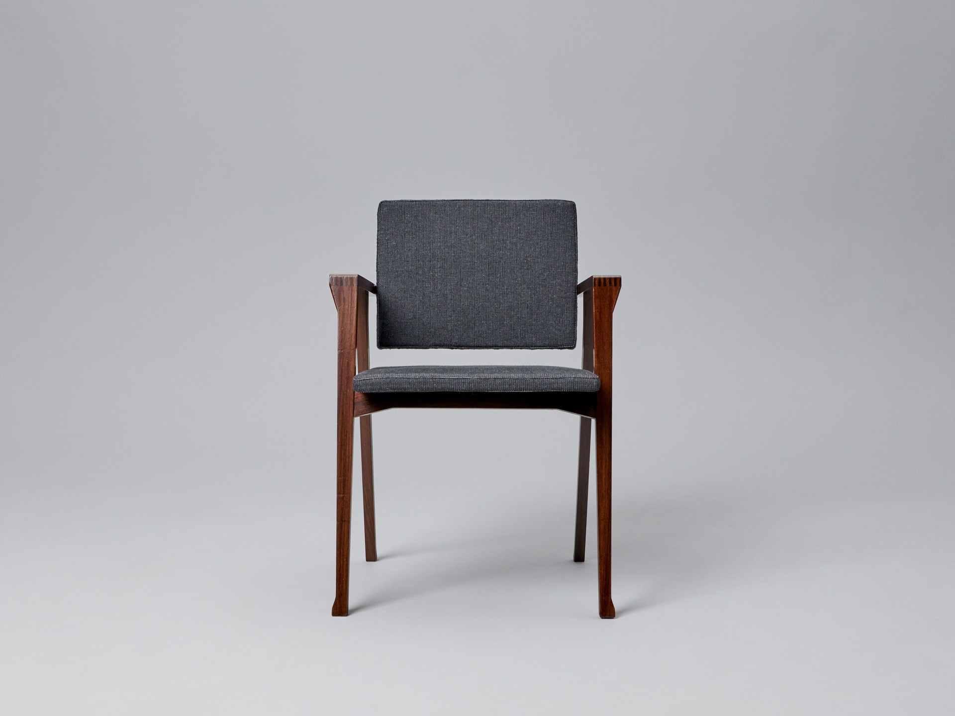 pair of 'Luisa' Armchair image 2