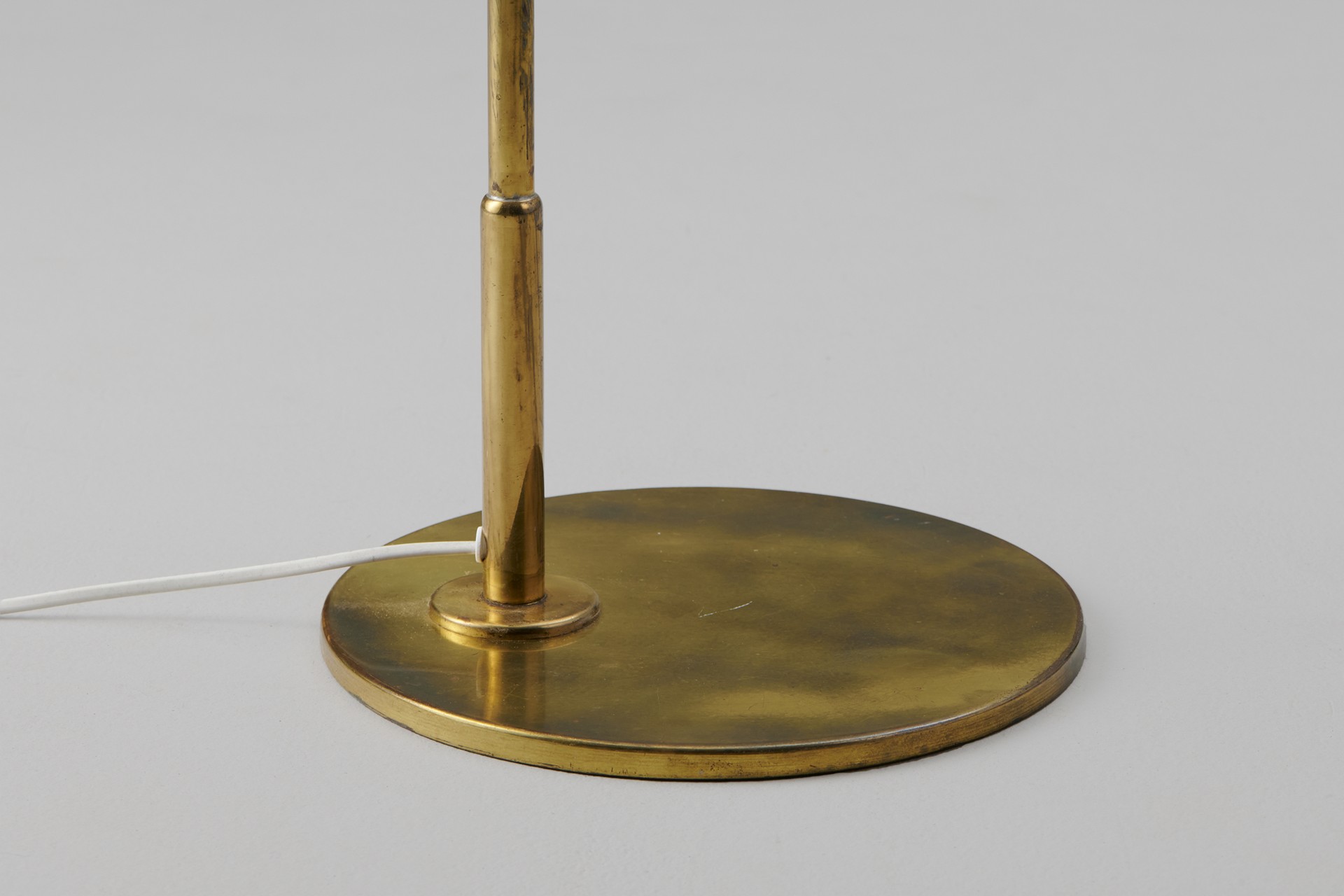 Pair of Floor Lamps, Model no. 9613 image 5