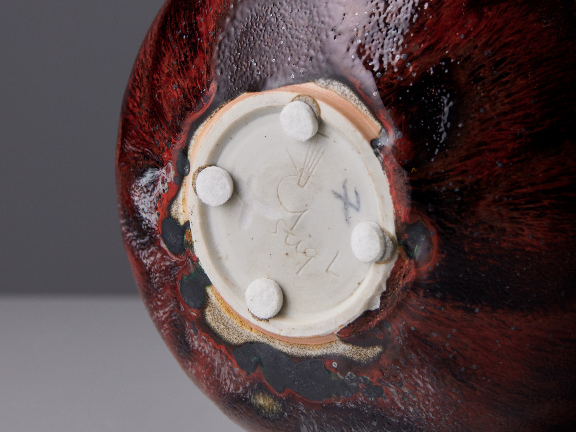 Vase image 5