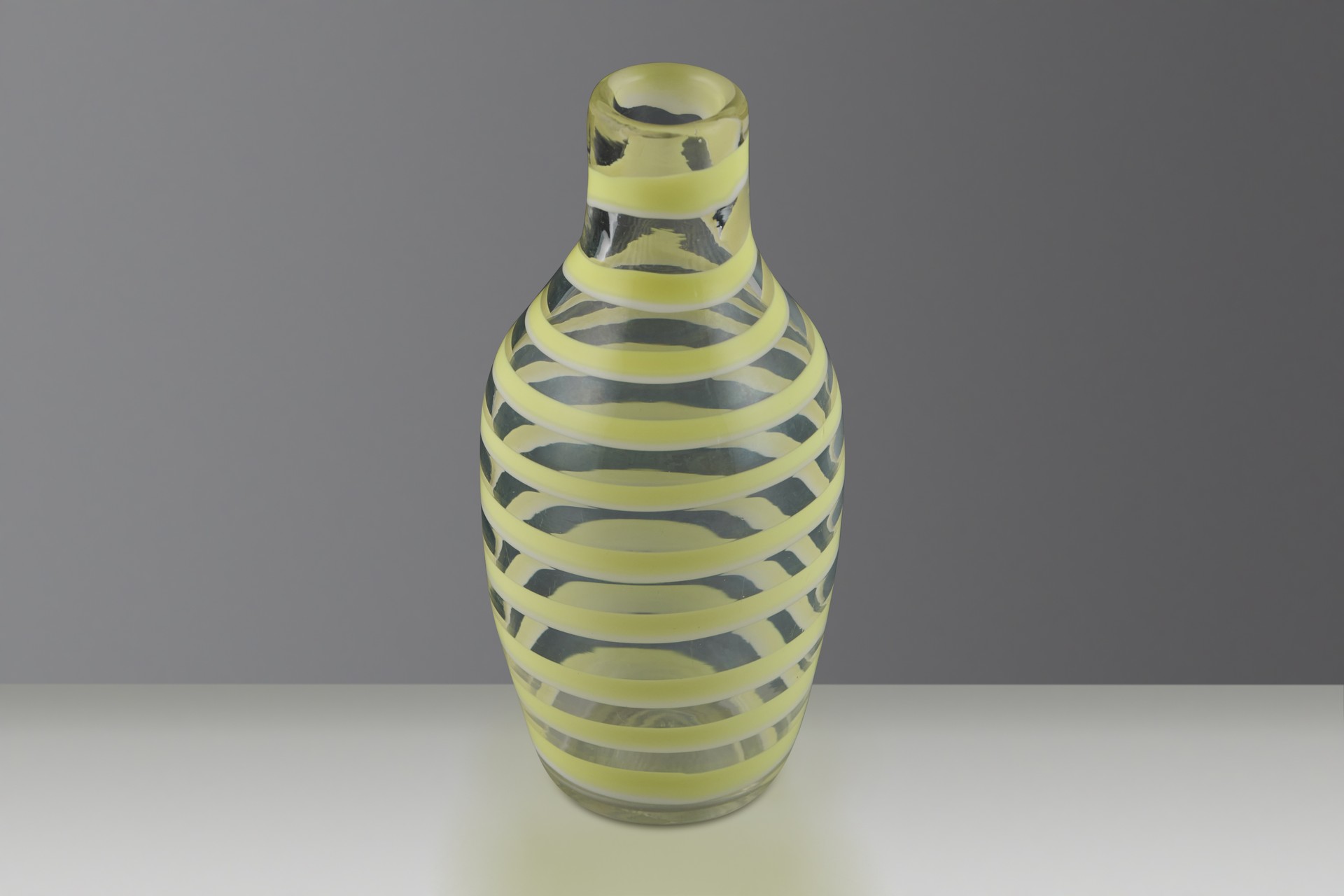 A Fasce Spirale Vase image 2