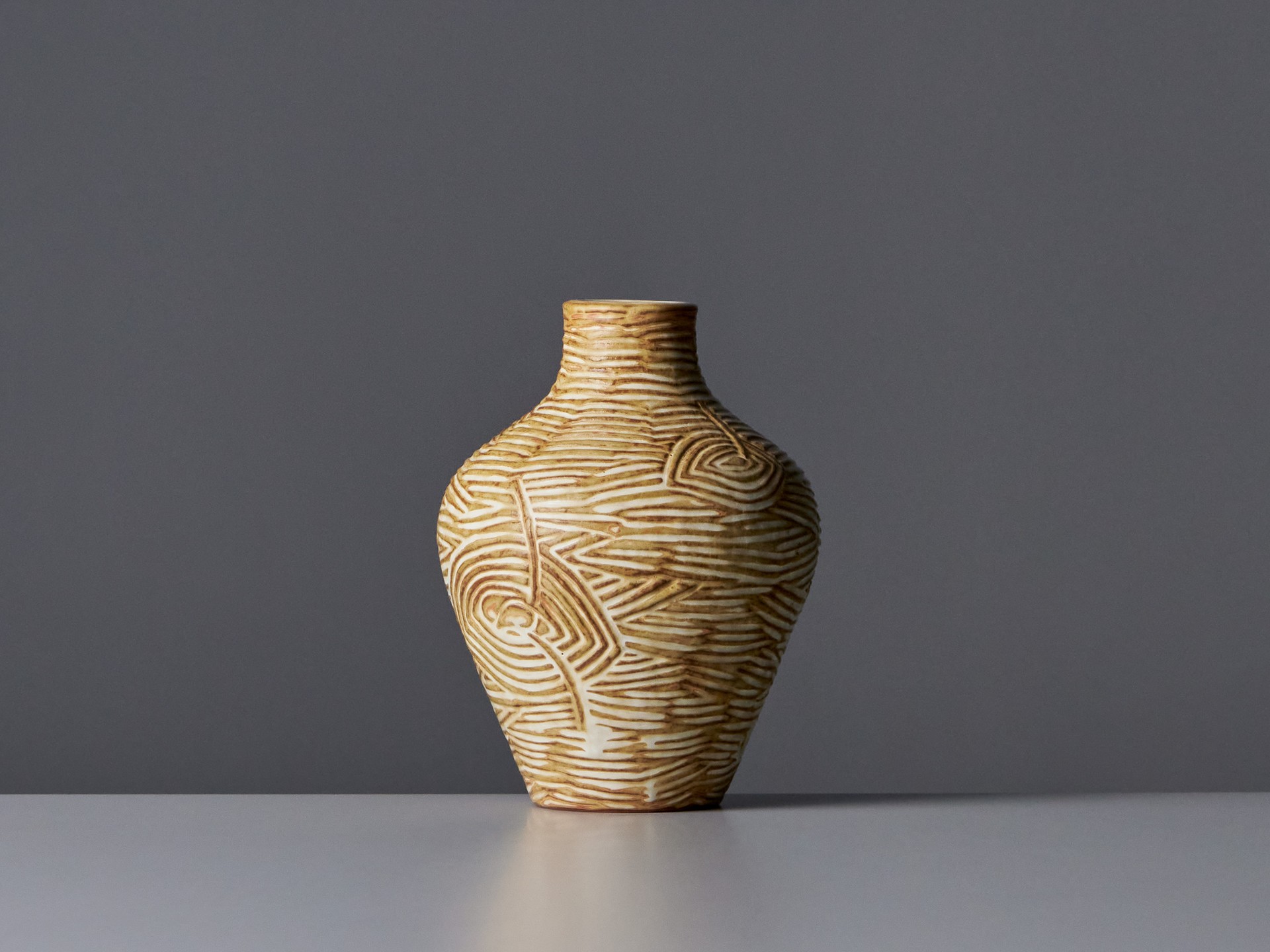 Vase image 3