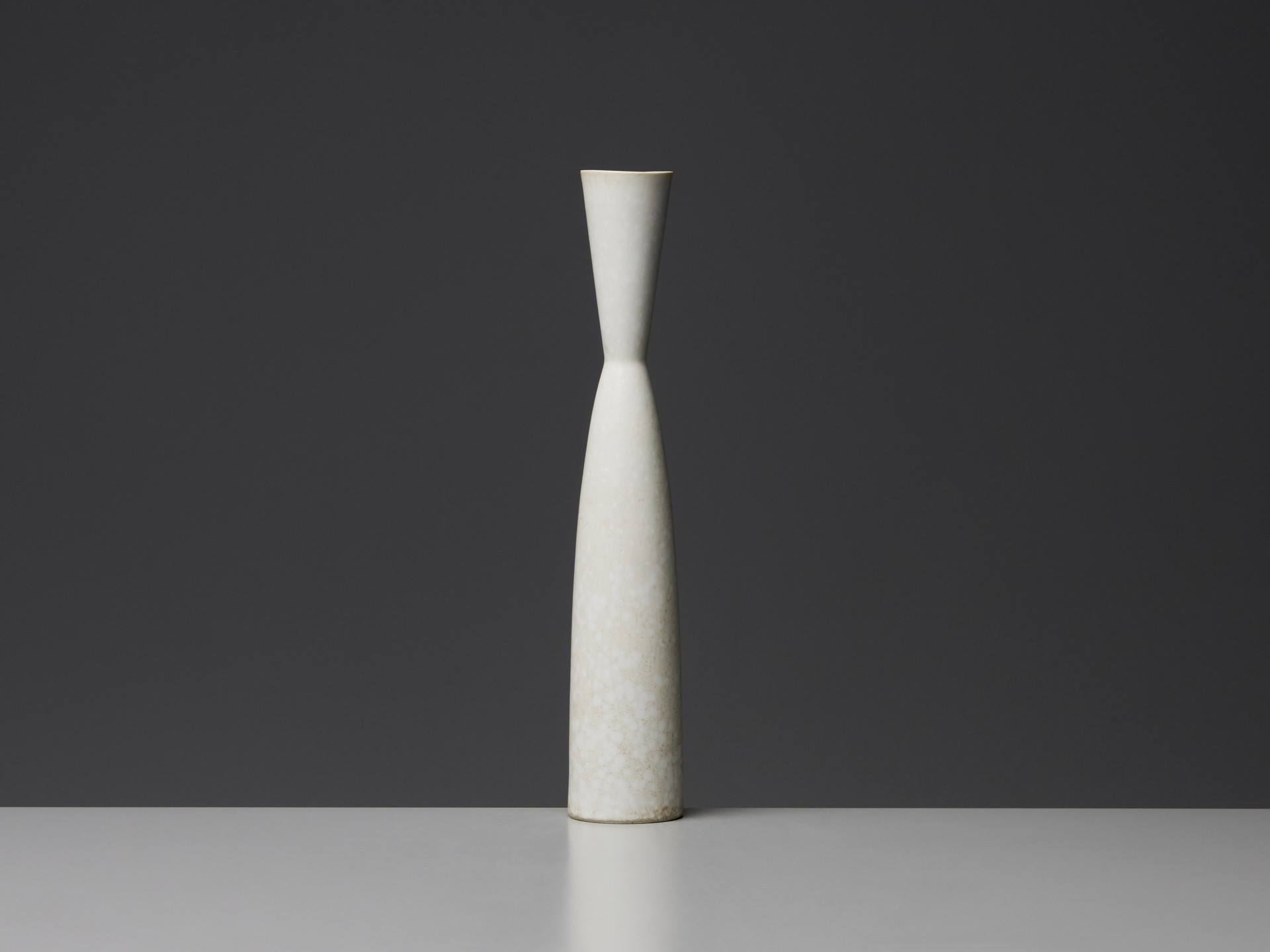 Vase image 4