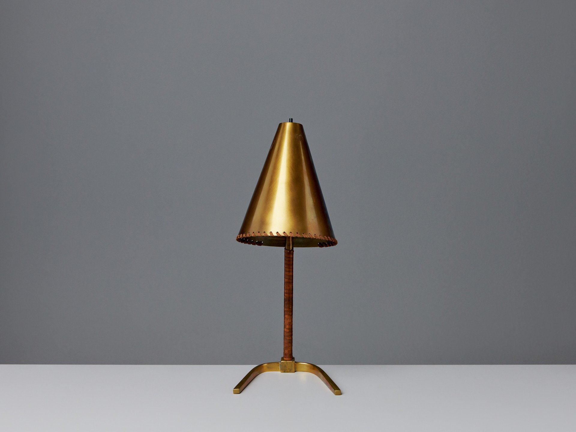 Table Lamp image 3