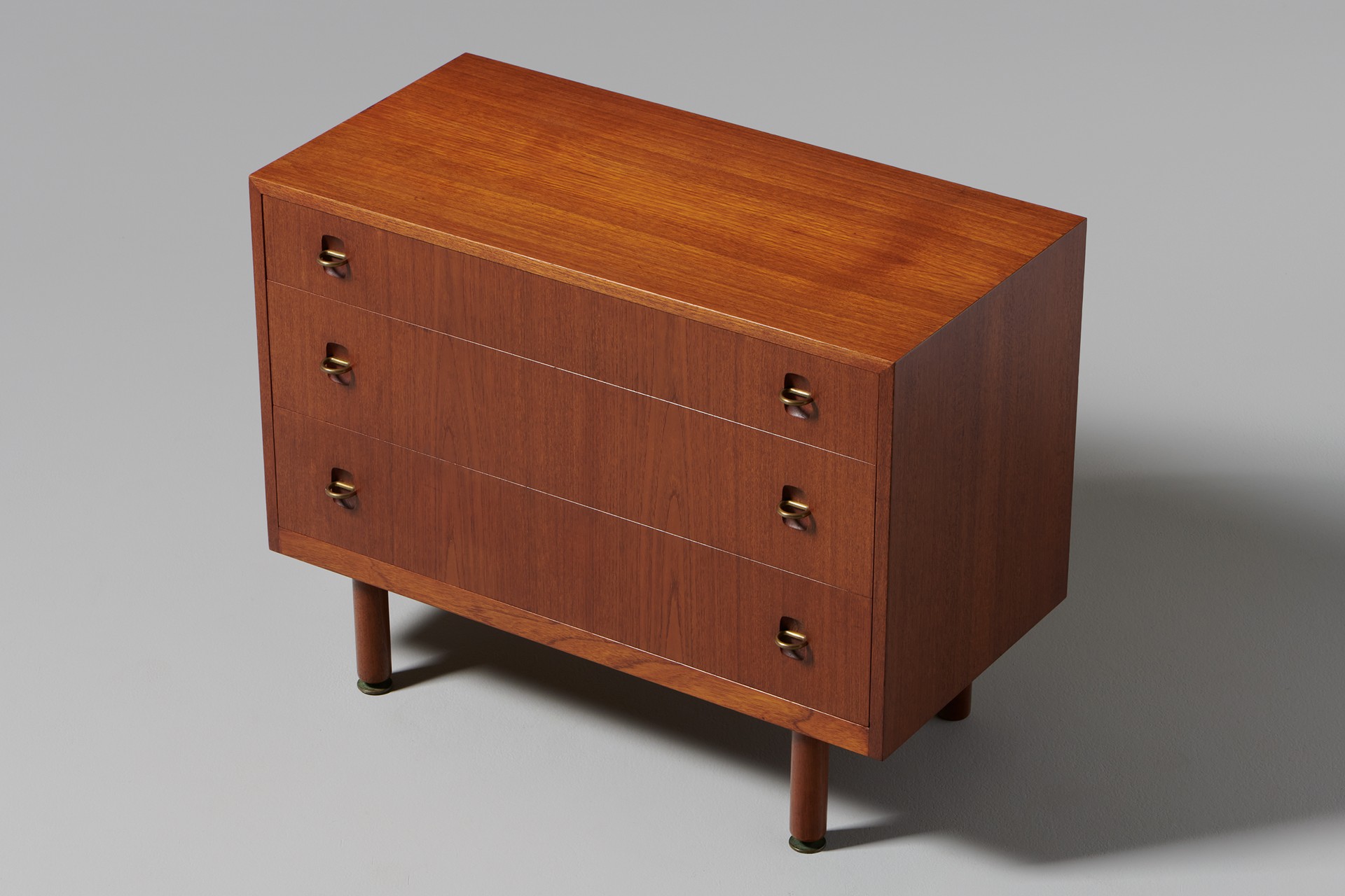 Chest of Drawers image 6