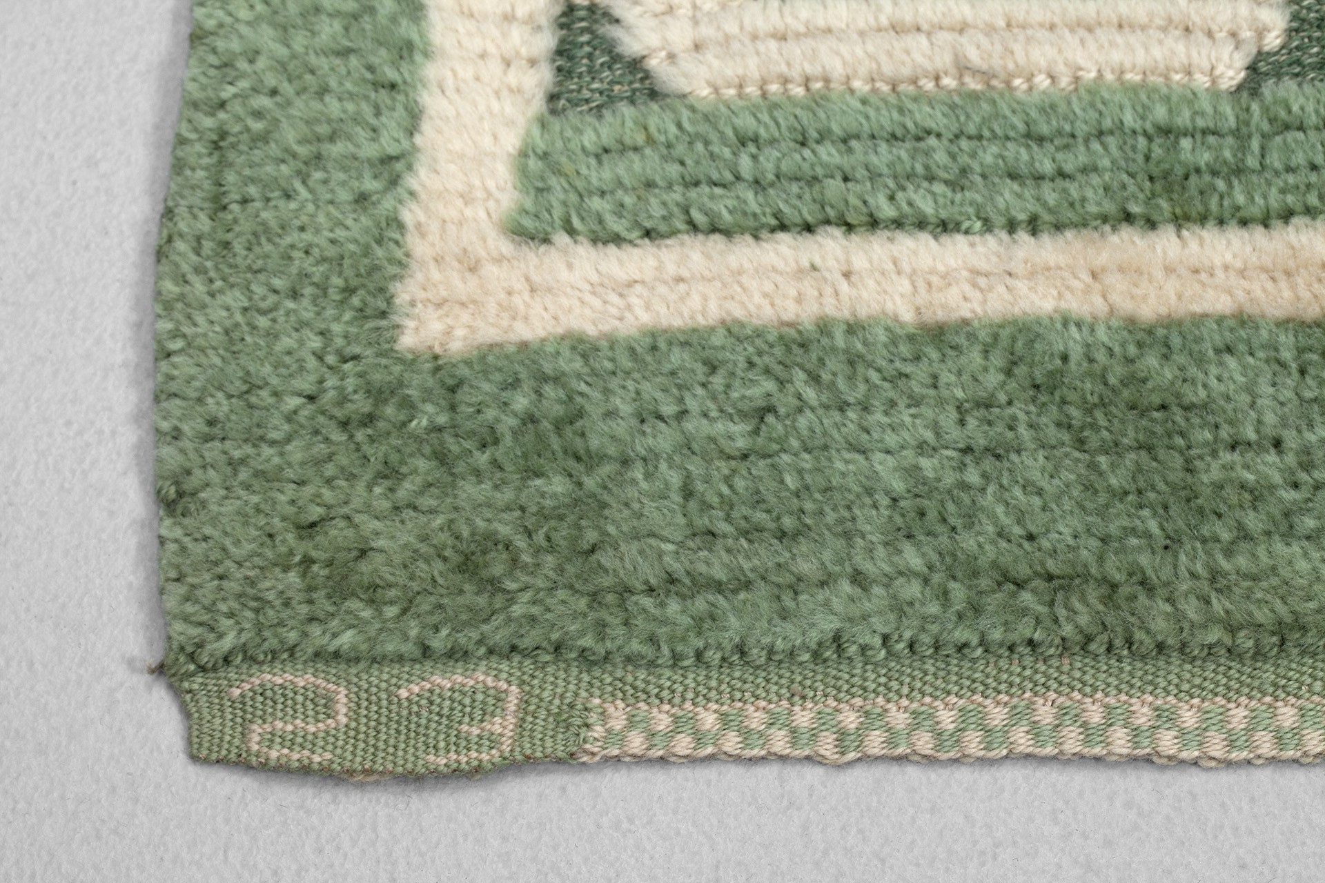 Relief Woven Carpet image 4